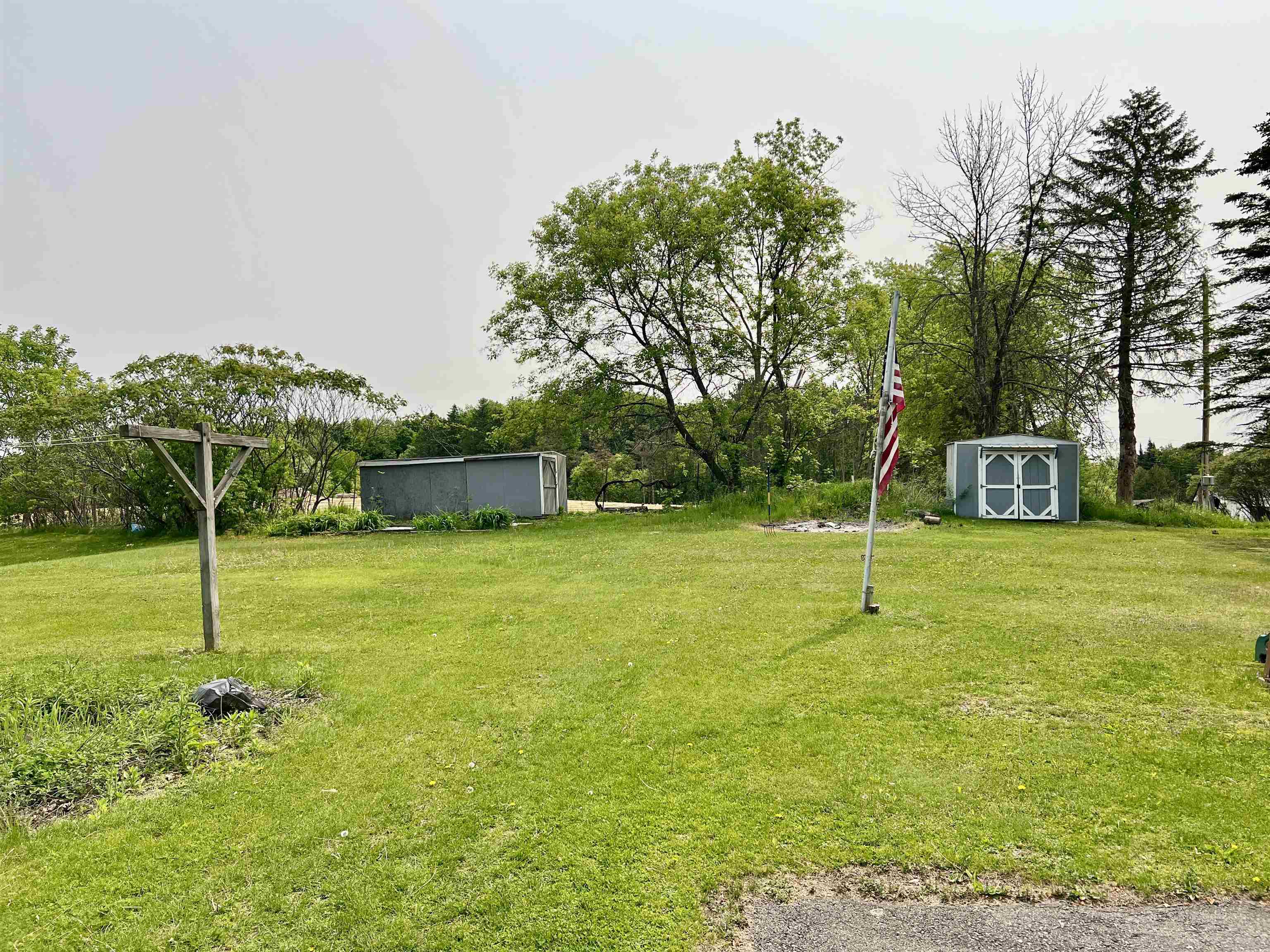 400 Genesee Street Property Photo 9