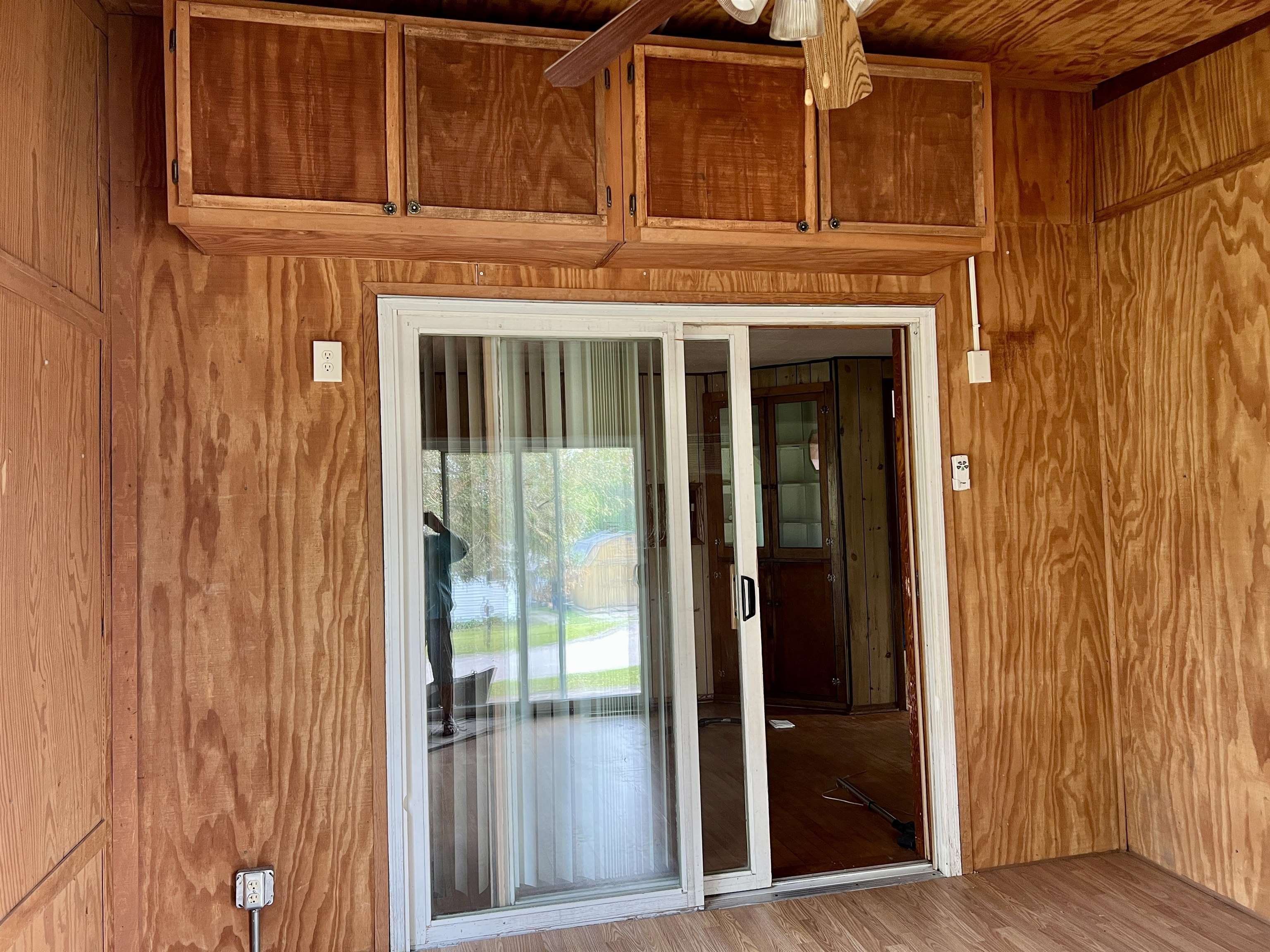 400 Genesee Street Property Photo 18