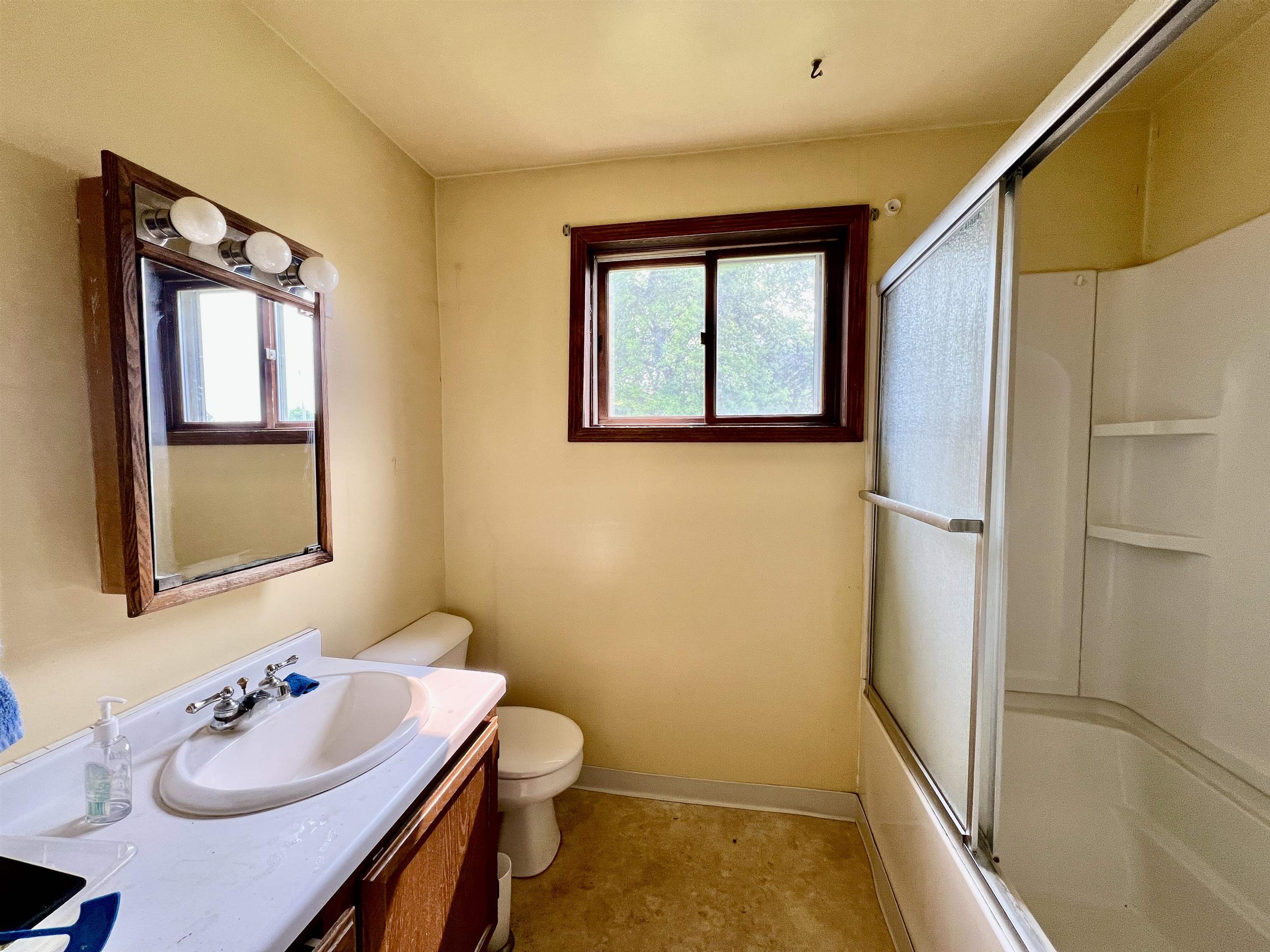 400 Genesee Street Property Photo 22