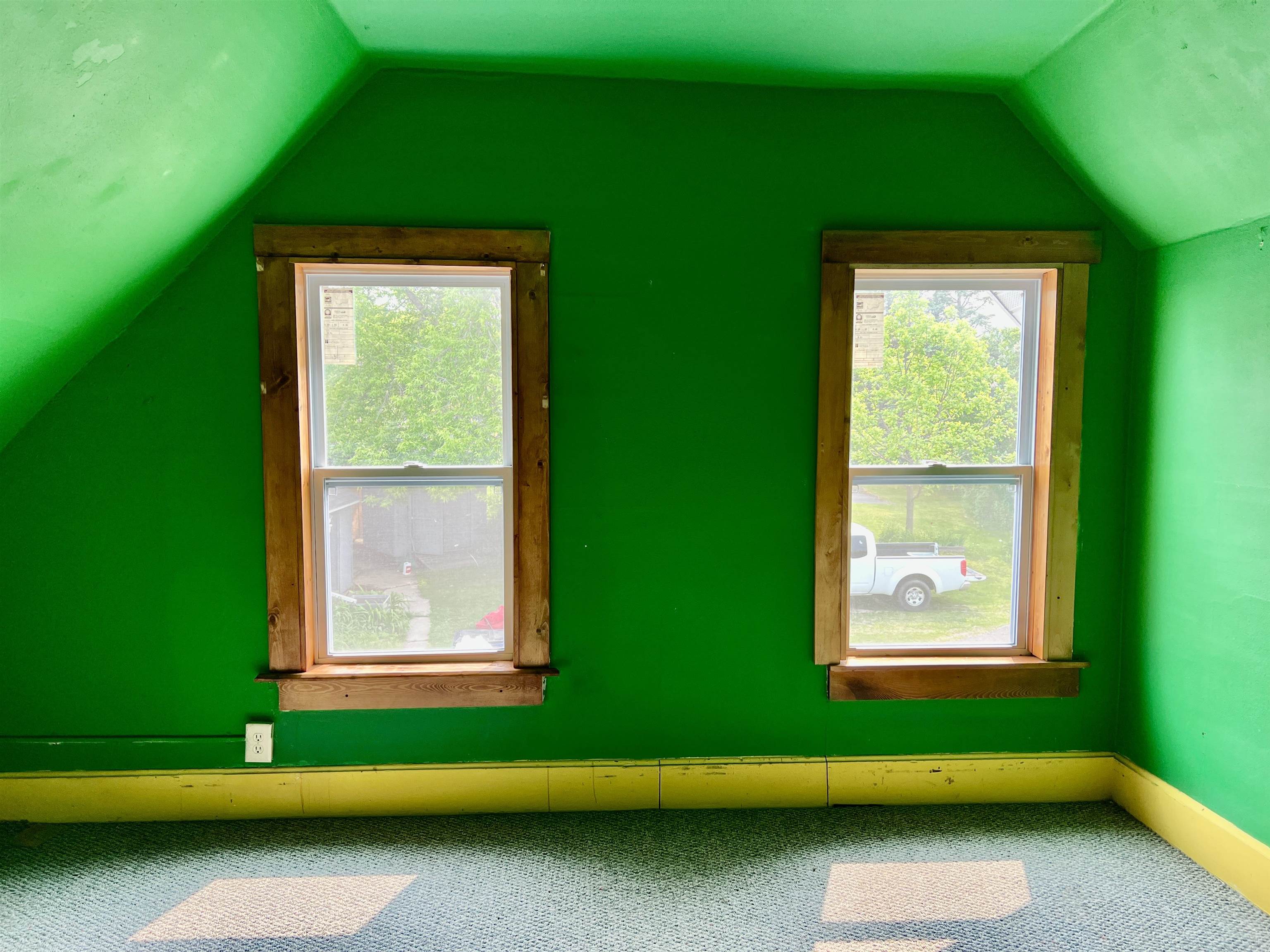 400 Genesee Street Property Photo 32