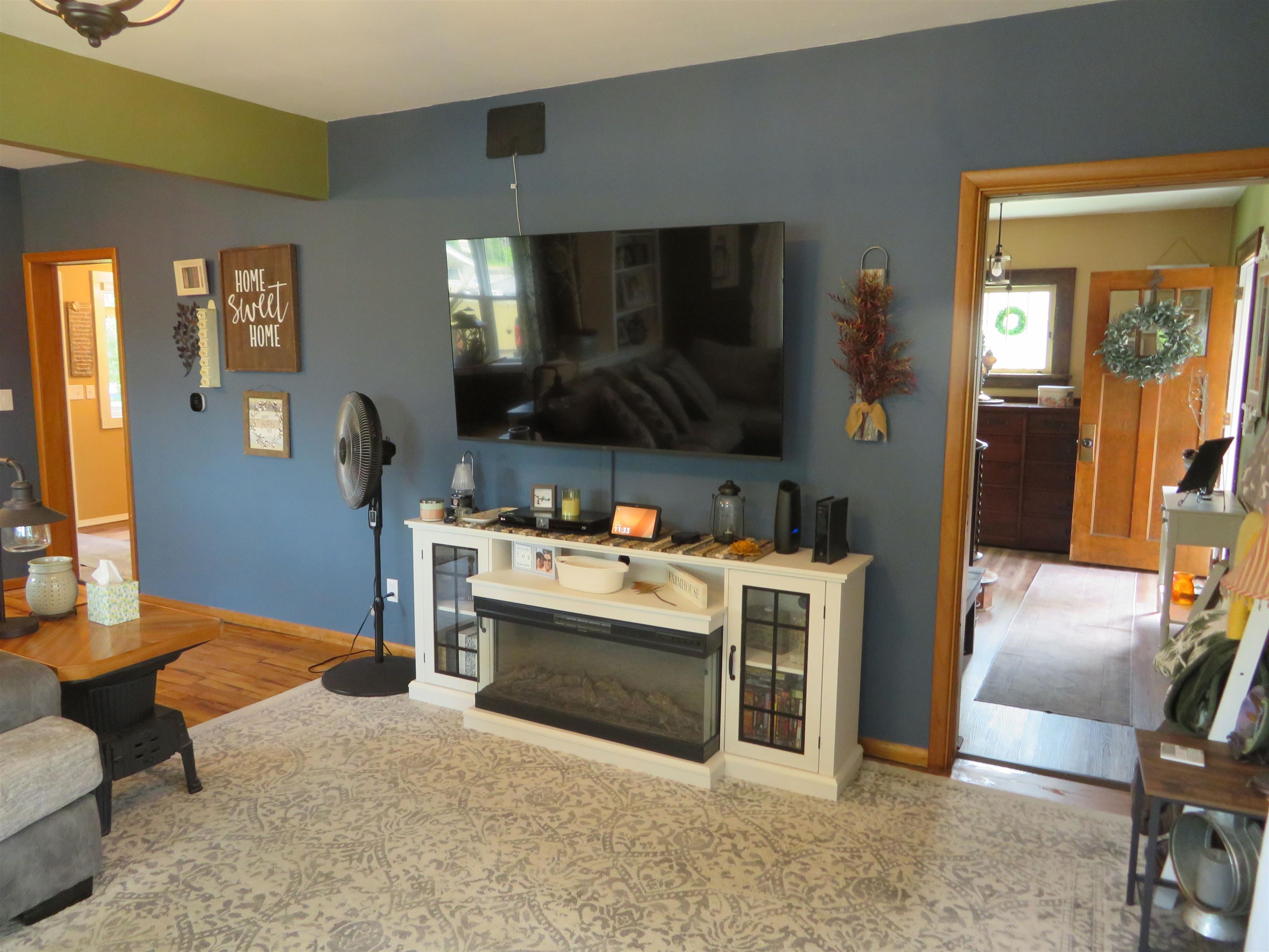 1208 E 9th Street Property Photo 28