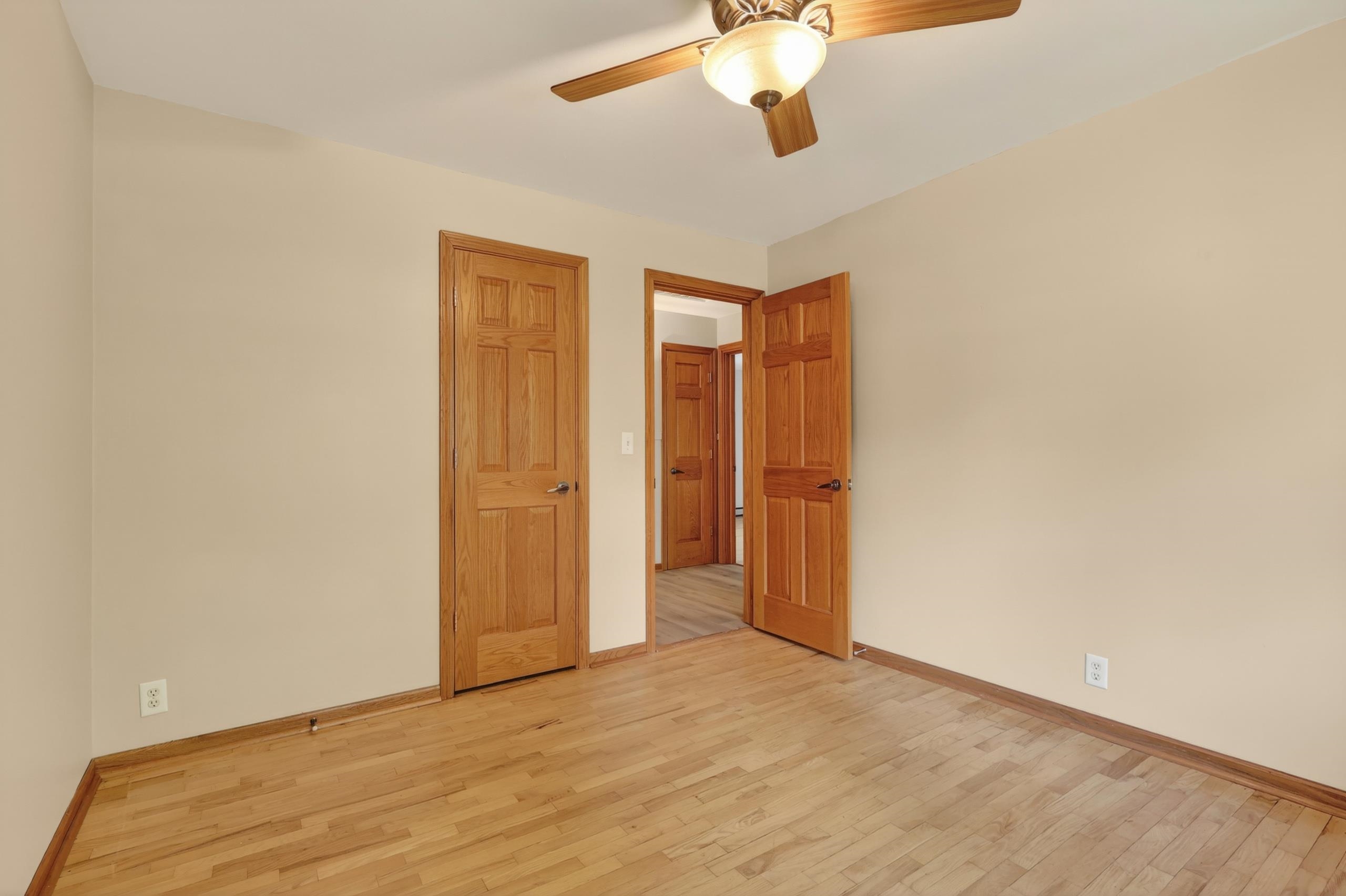 640 Avon Street Property Photo 32