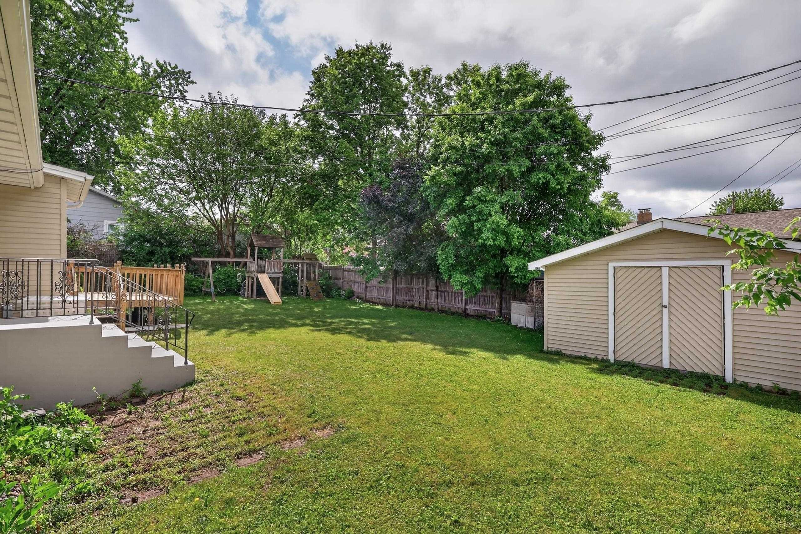 640 Avon Street Property Photo 49