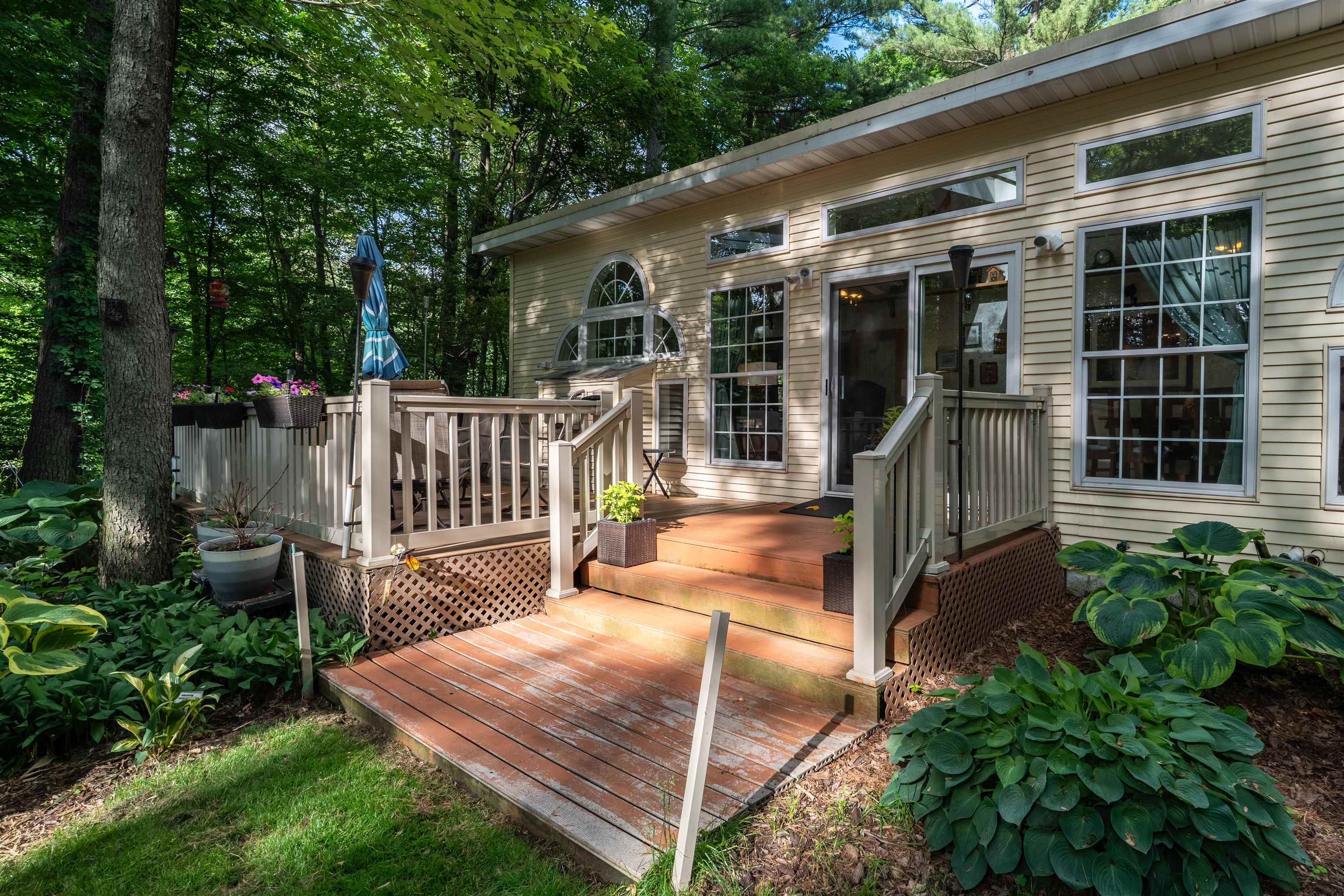 202612 Dubay Drive Property Photo 12