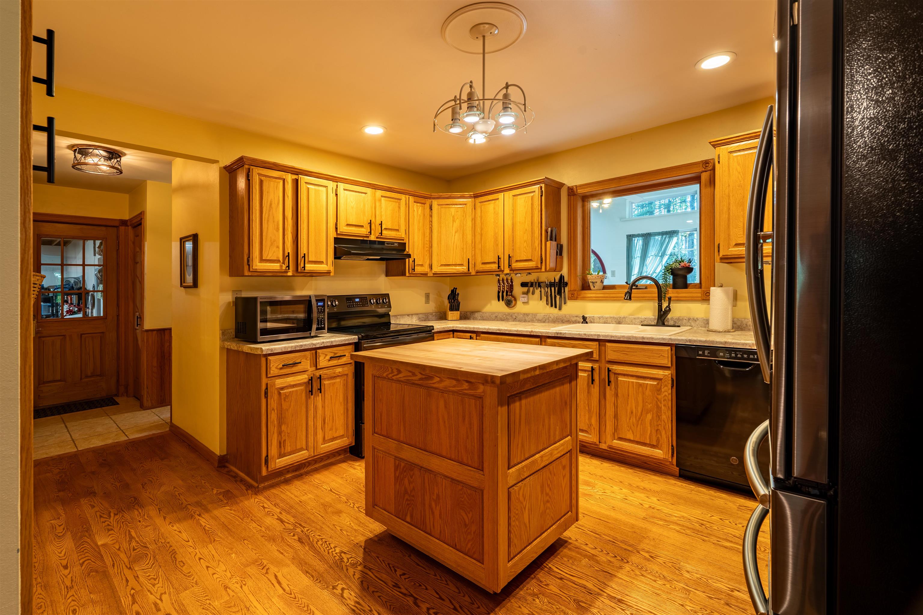 202612 Dubay Drive Property Photo 15