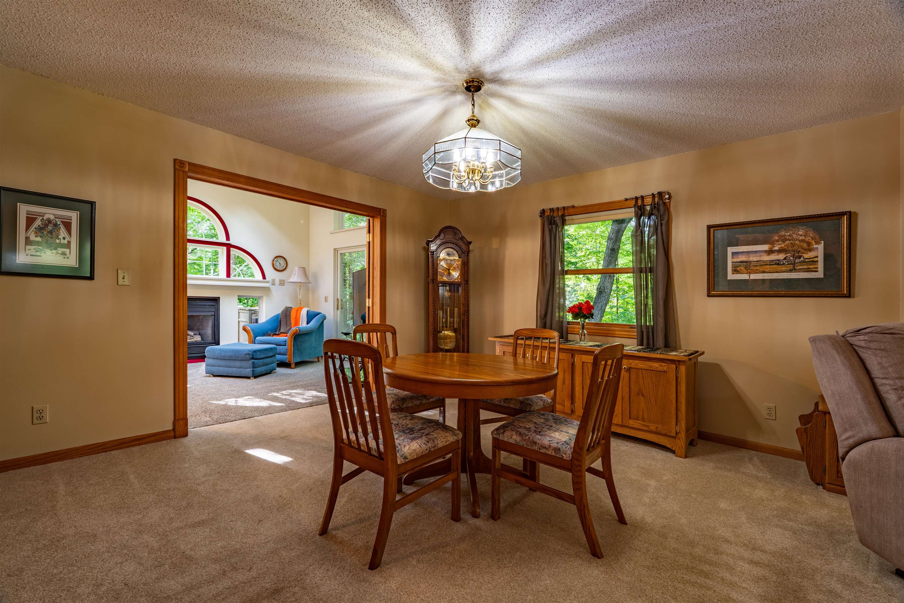 202612 Dubay Drive Property Photo 19