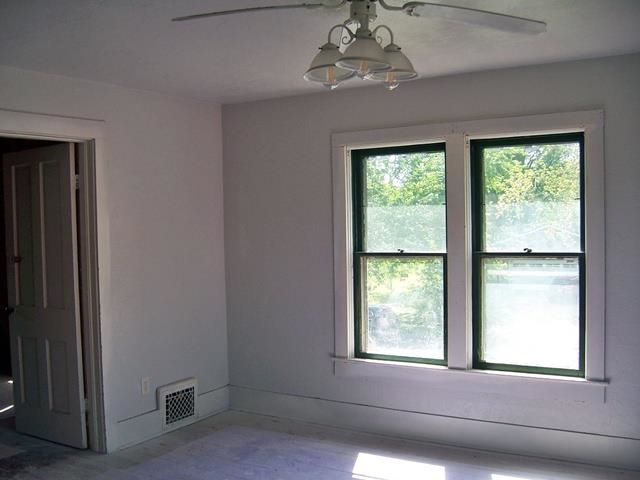208 S West Street Property Photo 13