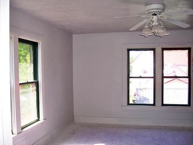 208 S West Street Property Photo 14