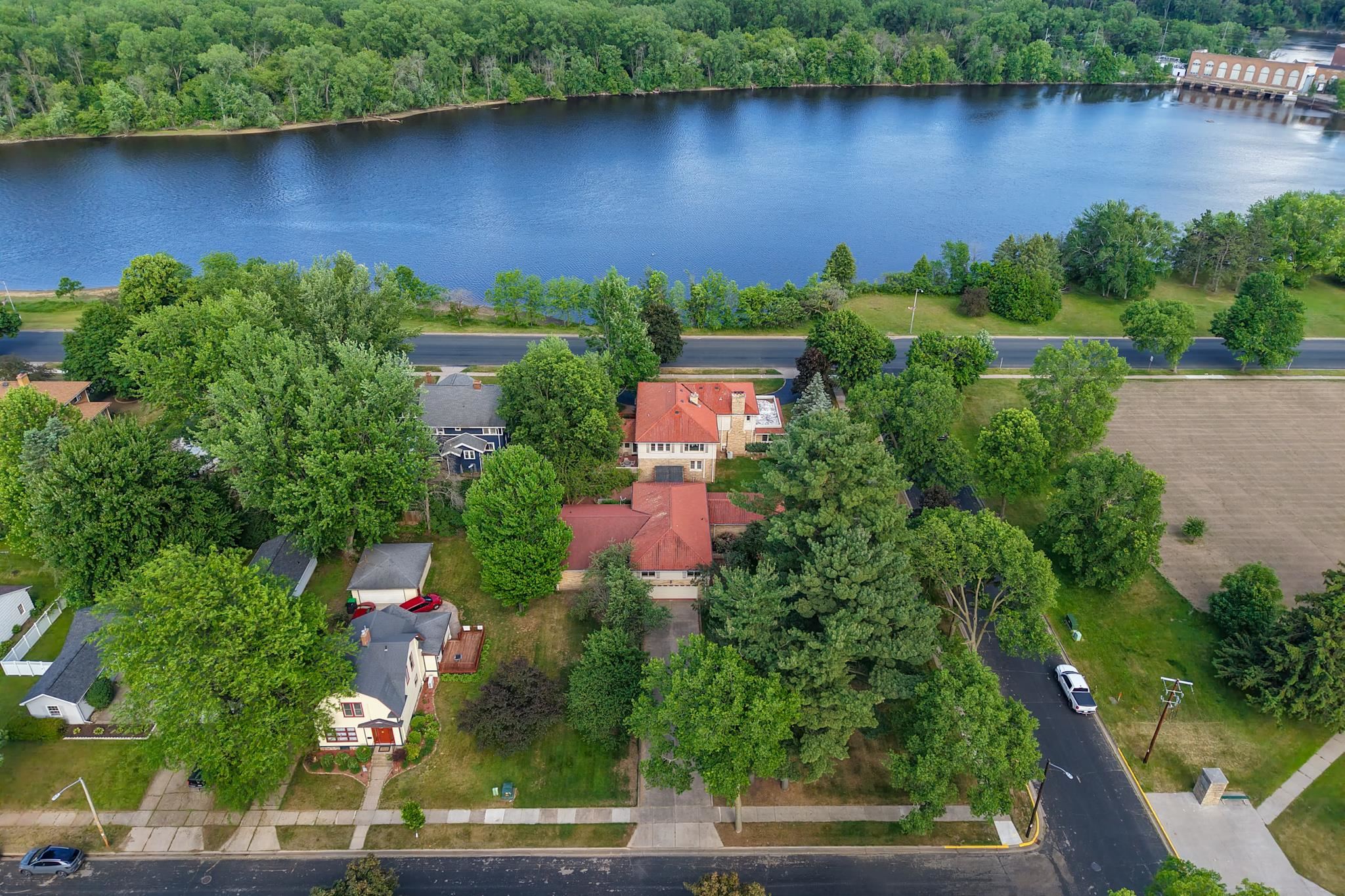 311 Wisconsin River Drive Property Photo 53