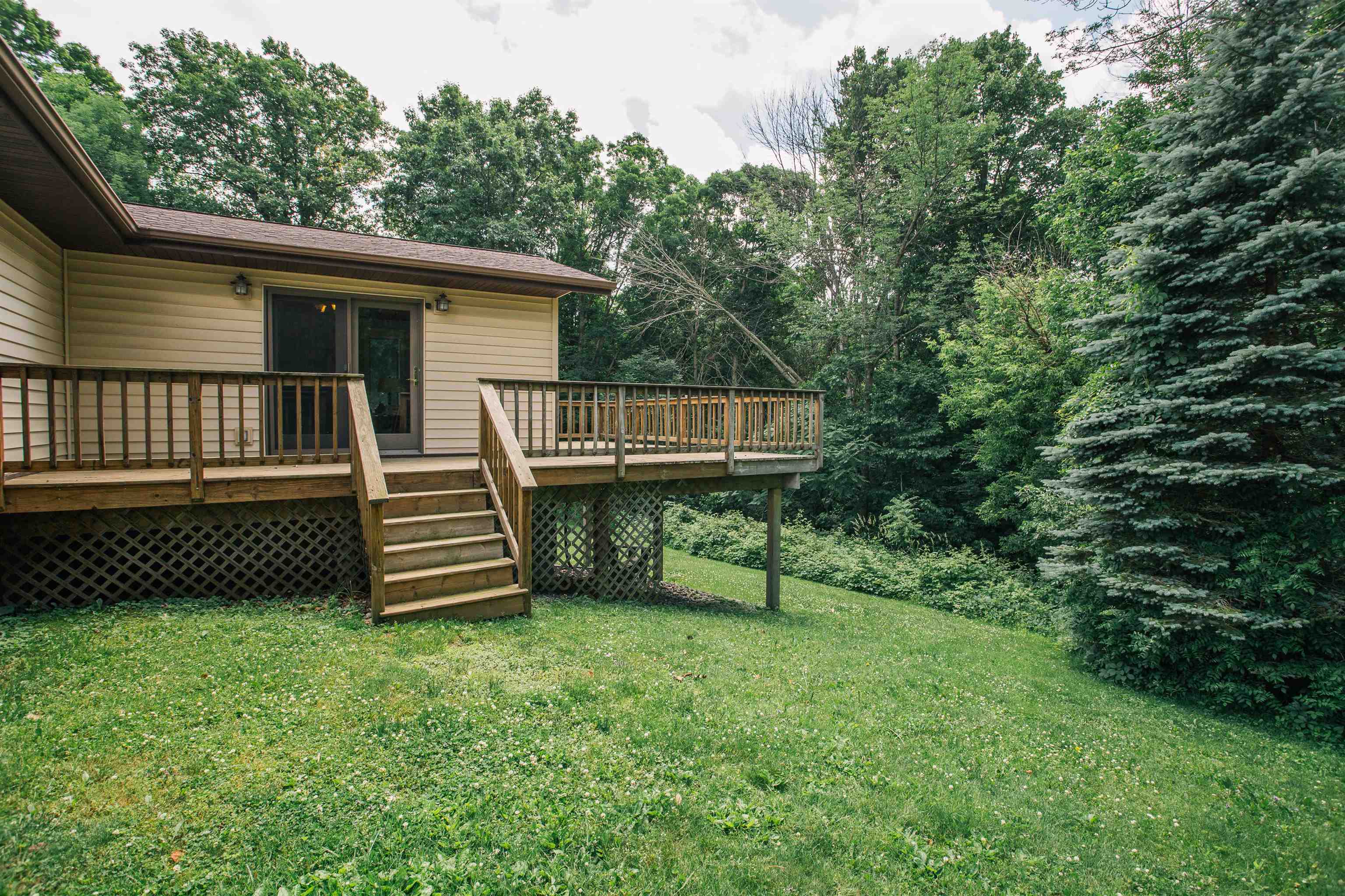 W6833 Ridge Road Property Photo 8
