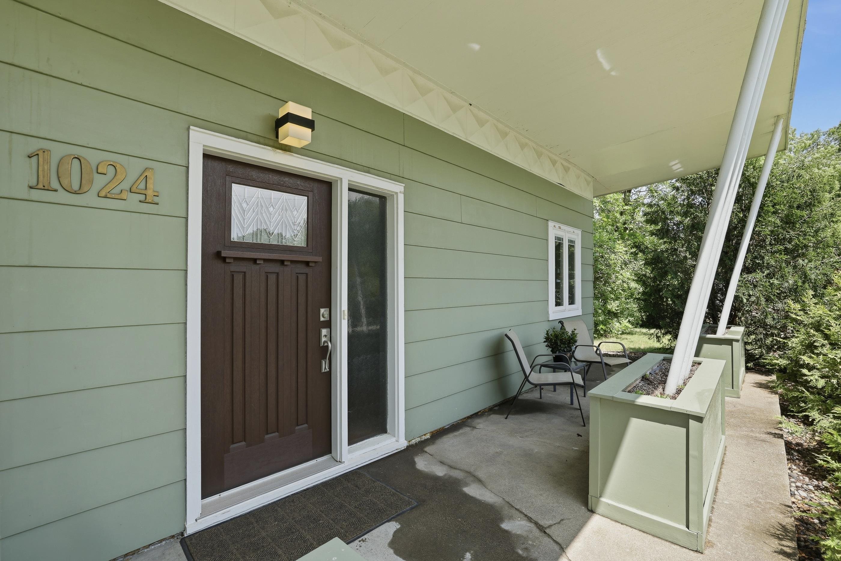 1024 Sunset Boulevard Property Photo 5
