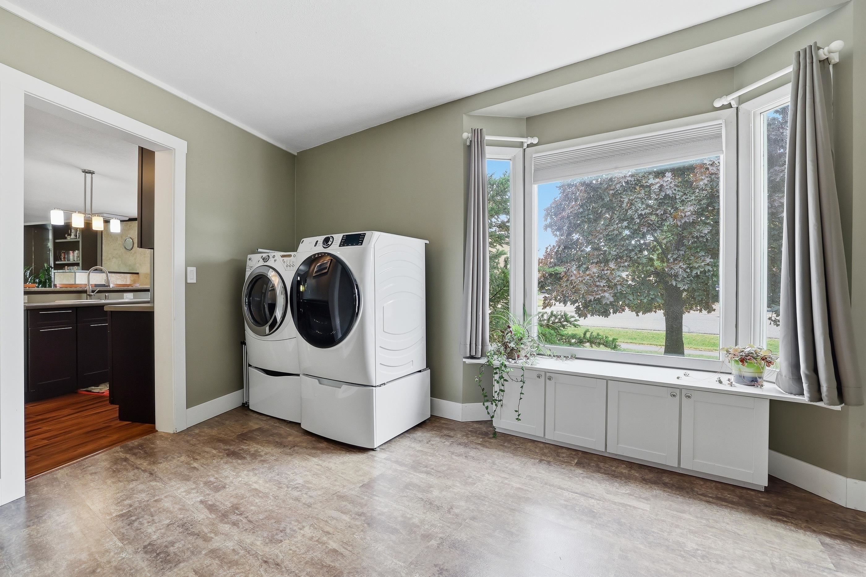 1024 Sunset Boulevard Property Photo 32