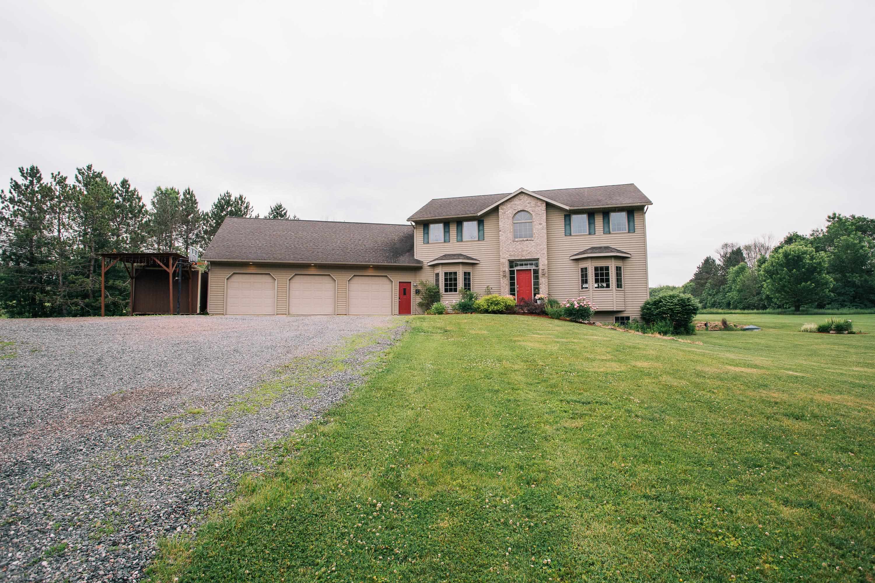 W5798 Rolling Hills Drive Property Photo 3