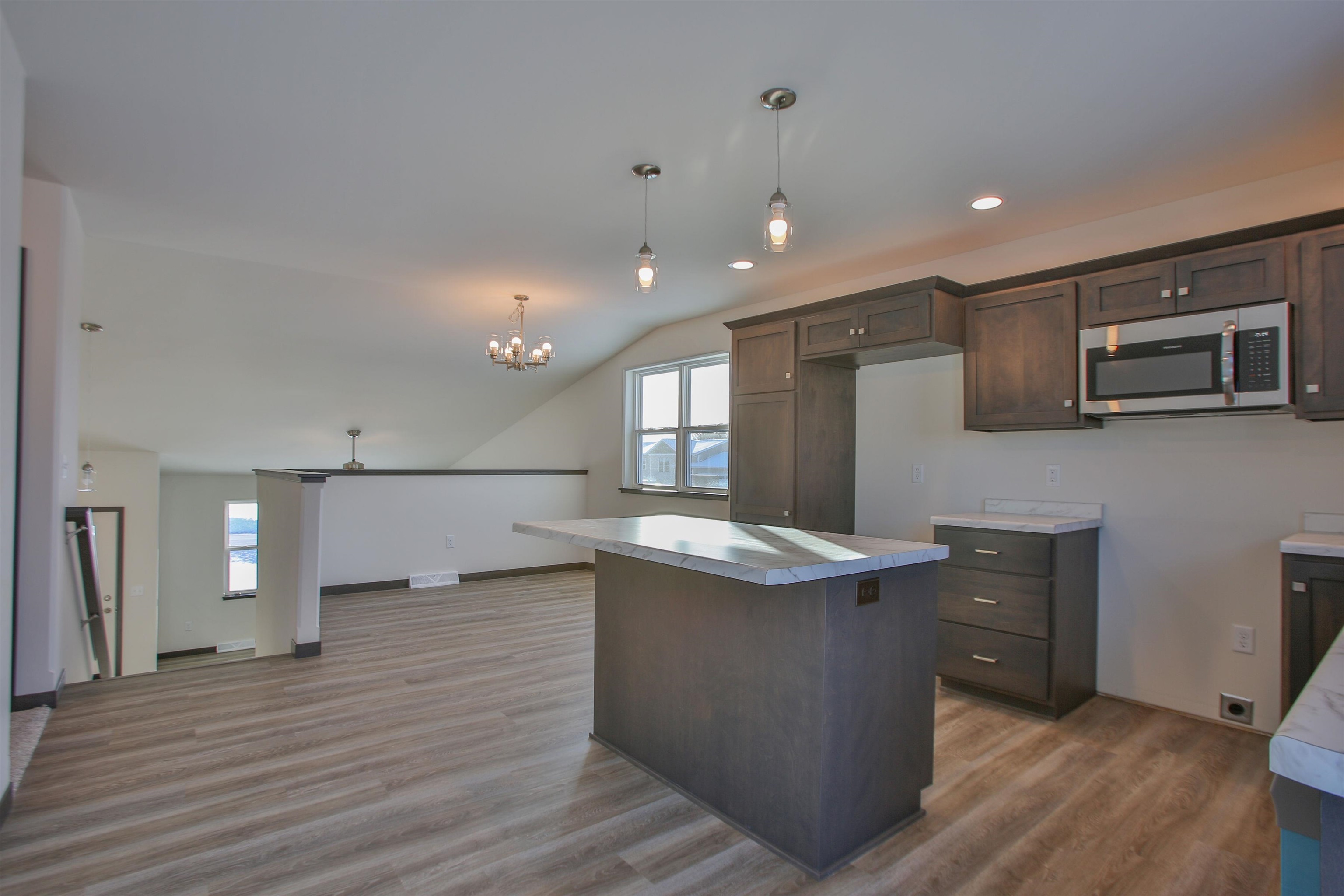 5596 Forest Creek Road Property Photo 7