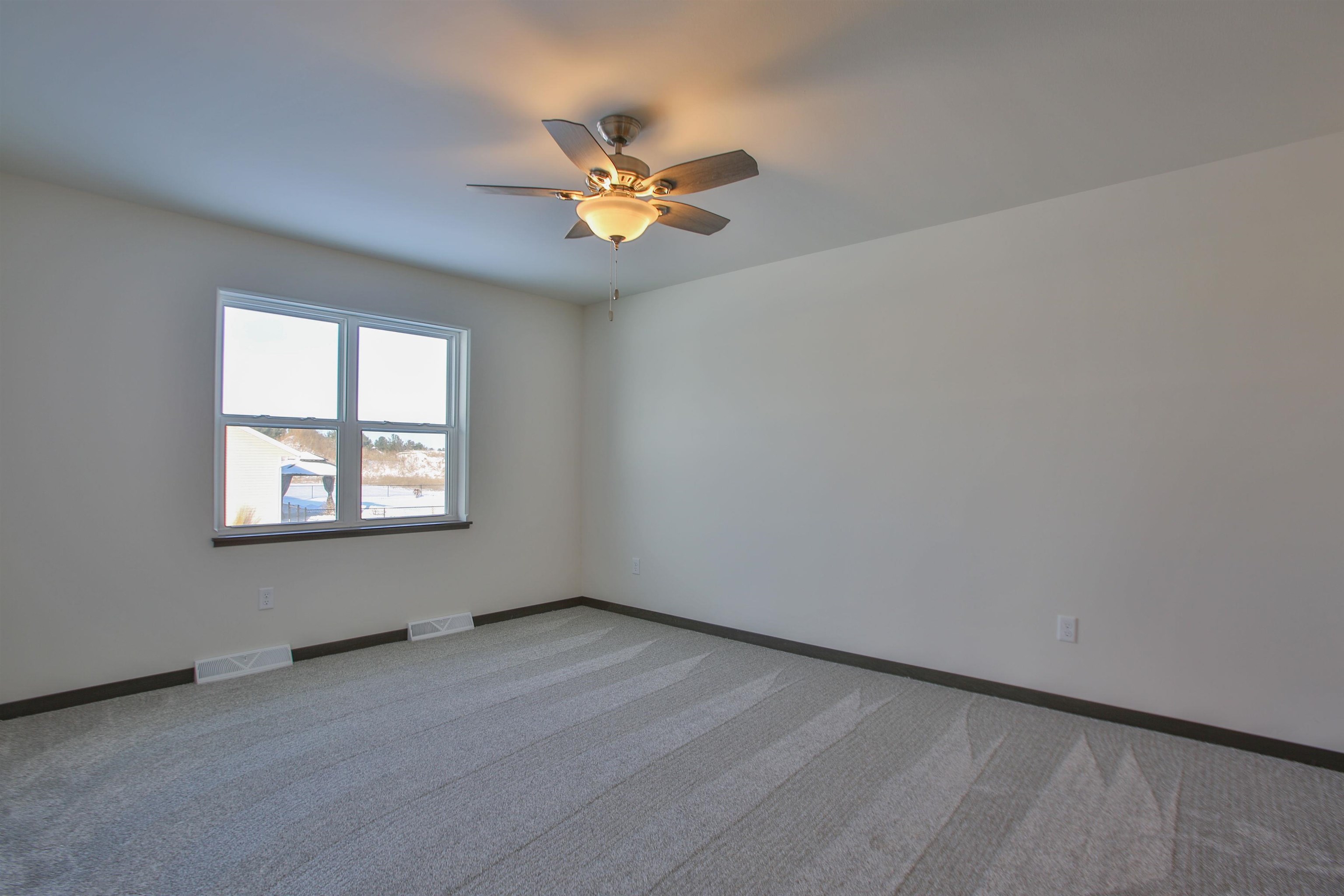 5596 Forest Creek Road Property Photo 14