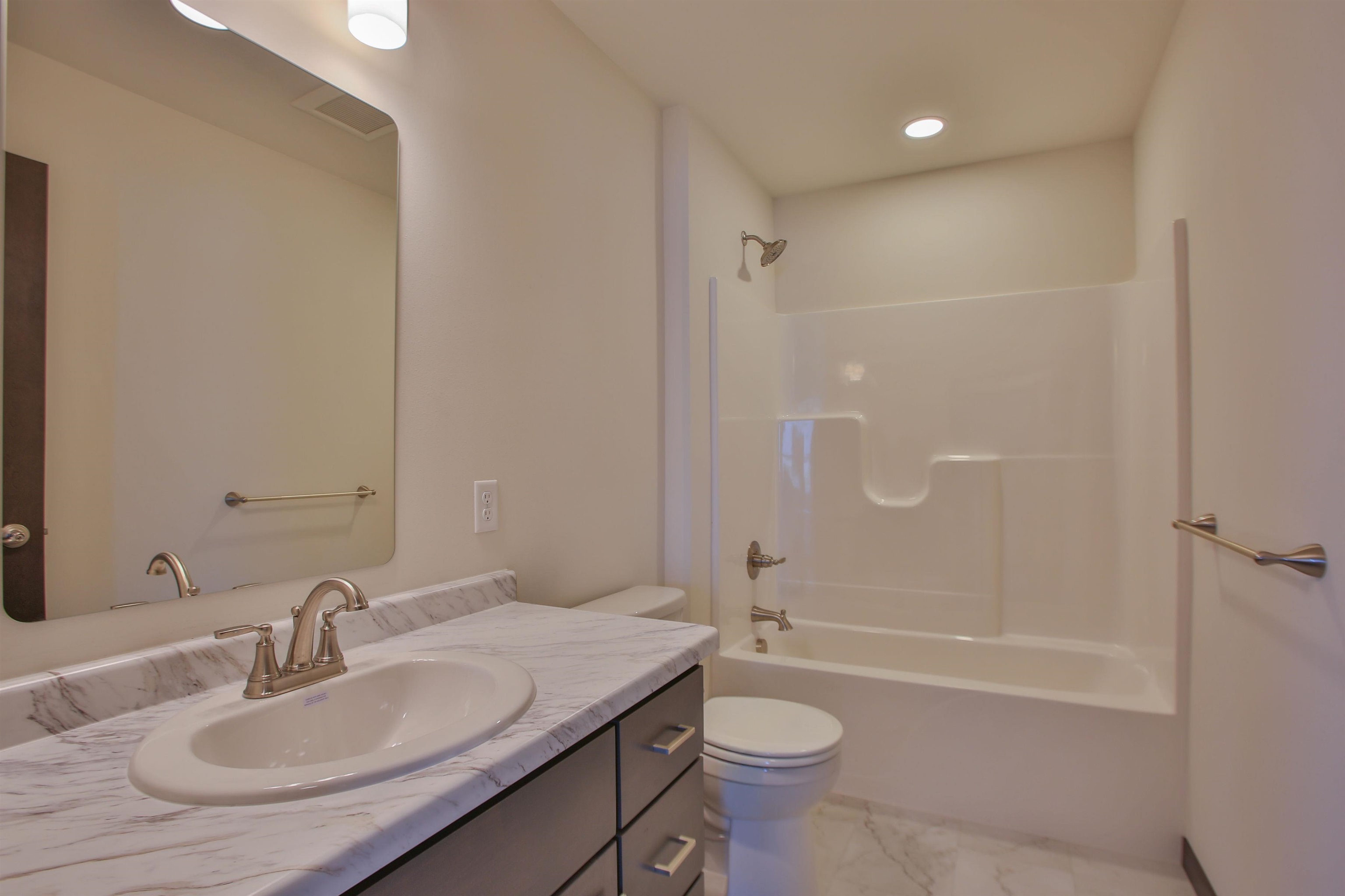 5596 Forest Creek Road Property Photo 17