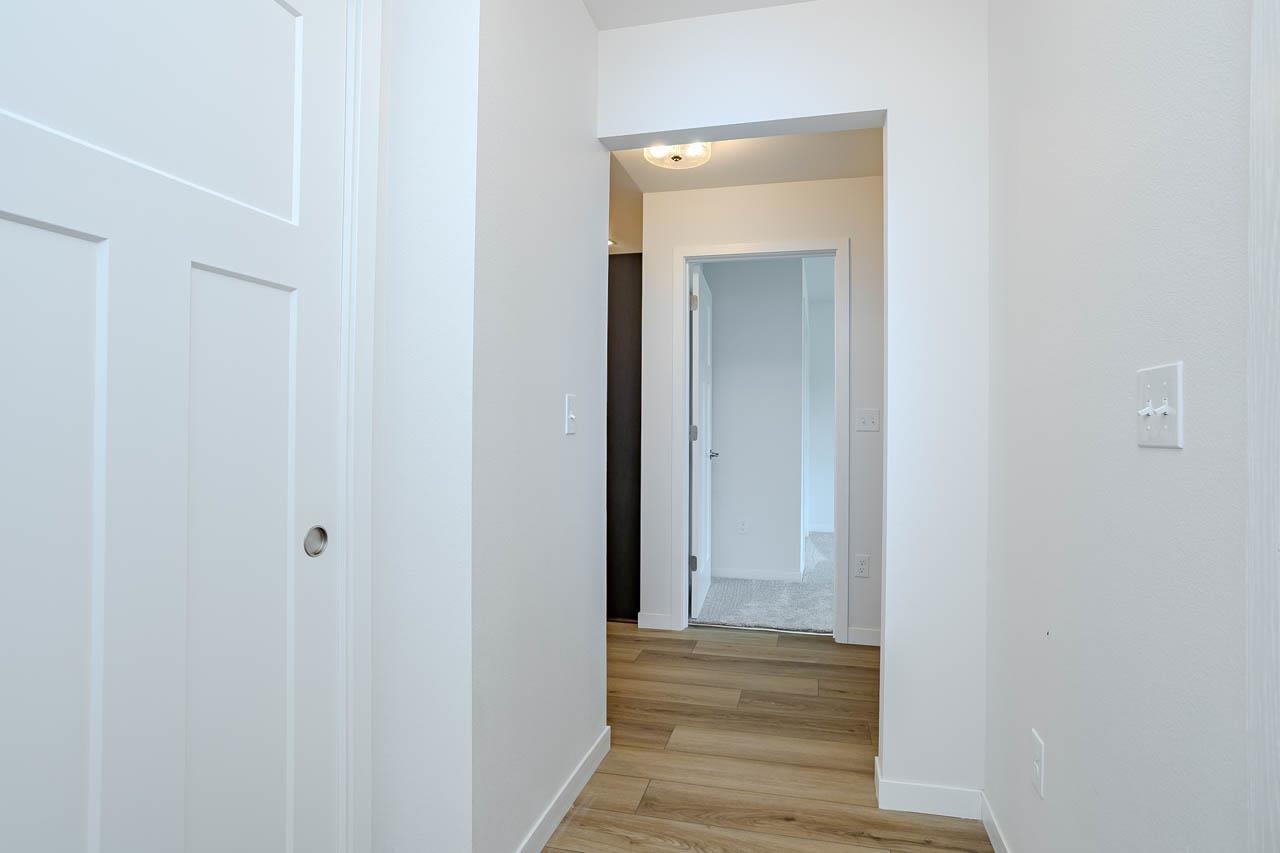 1400 Park Drive Property Photo 5