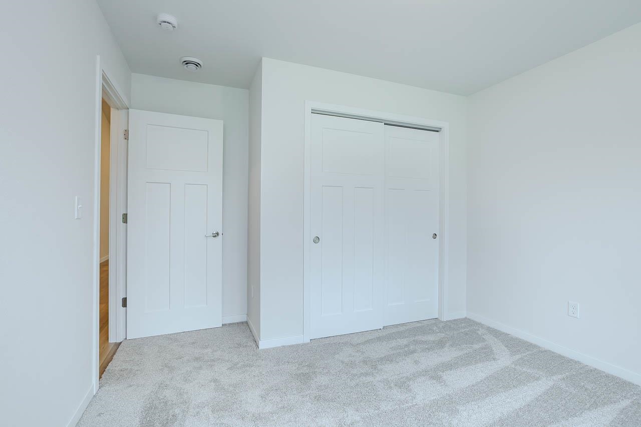1400 Park Drive Property Photo 18