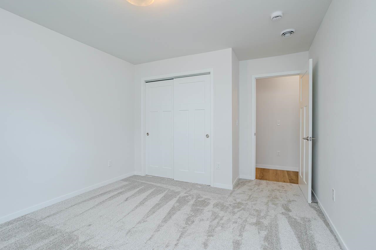 1400 Park Drive Property Photo 20