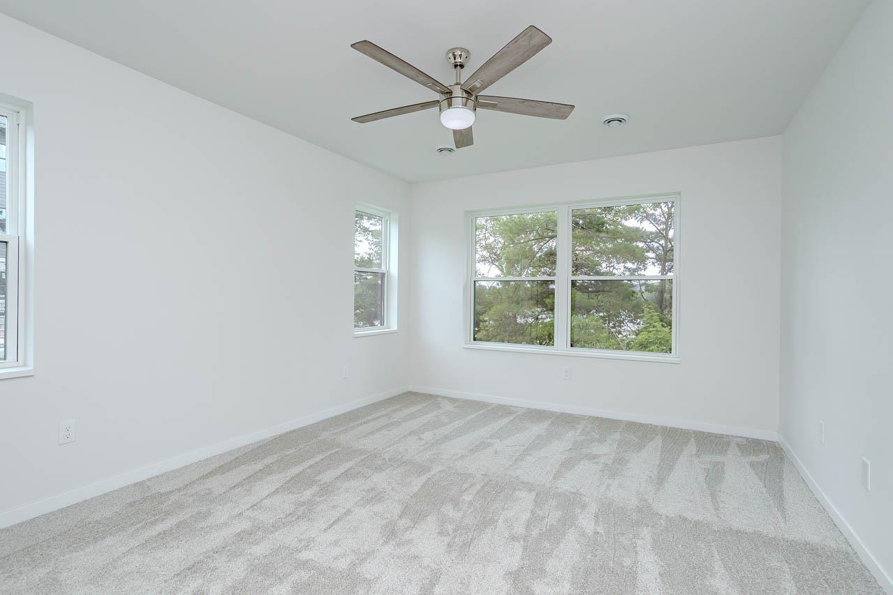 1400 Park Drive Property Photo 21
