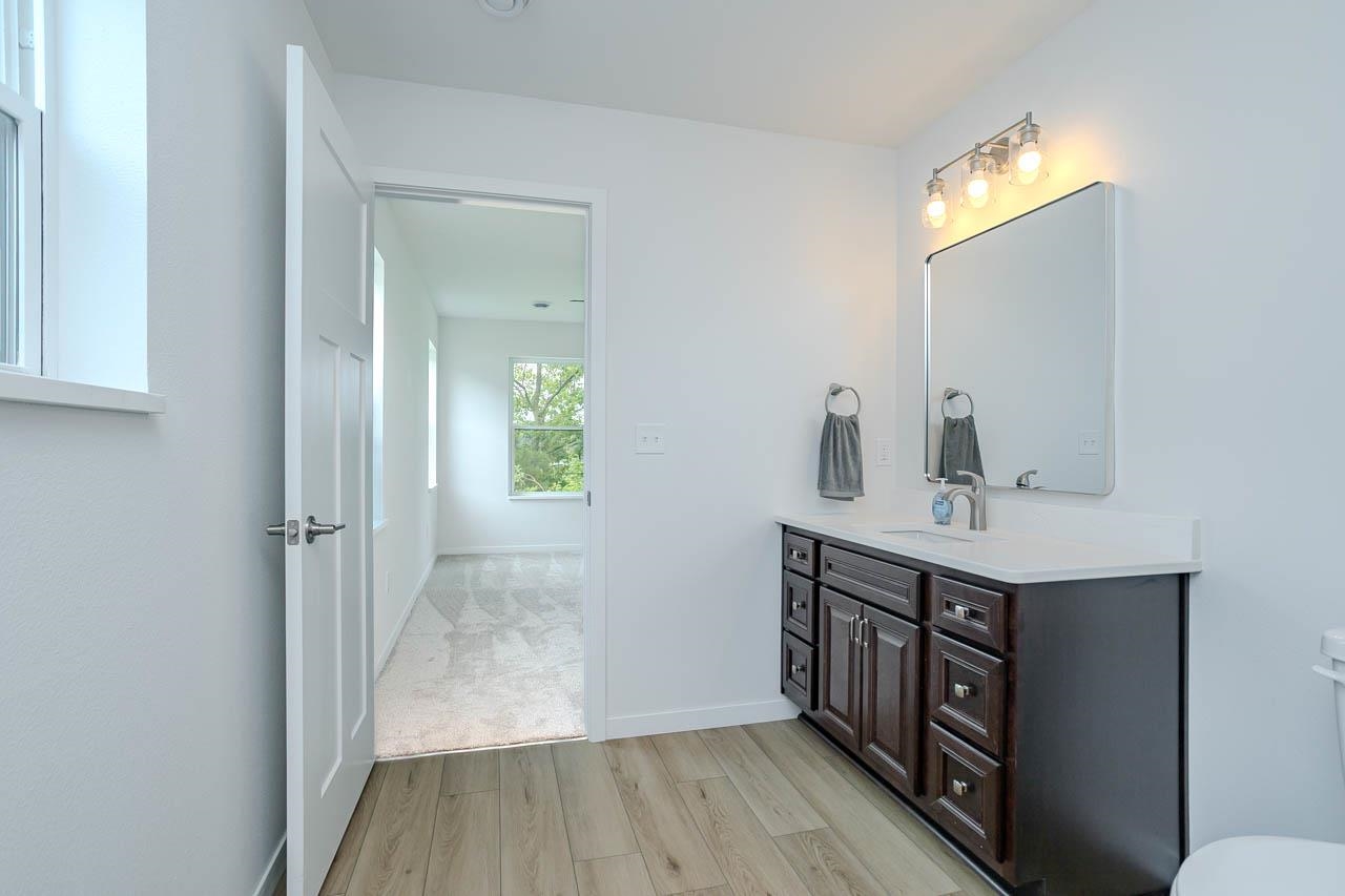 1400 Park Drive Property Photo 27