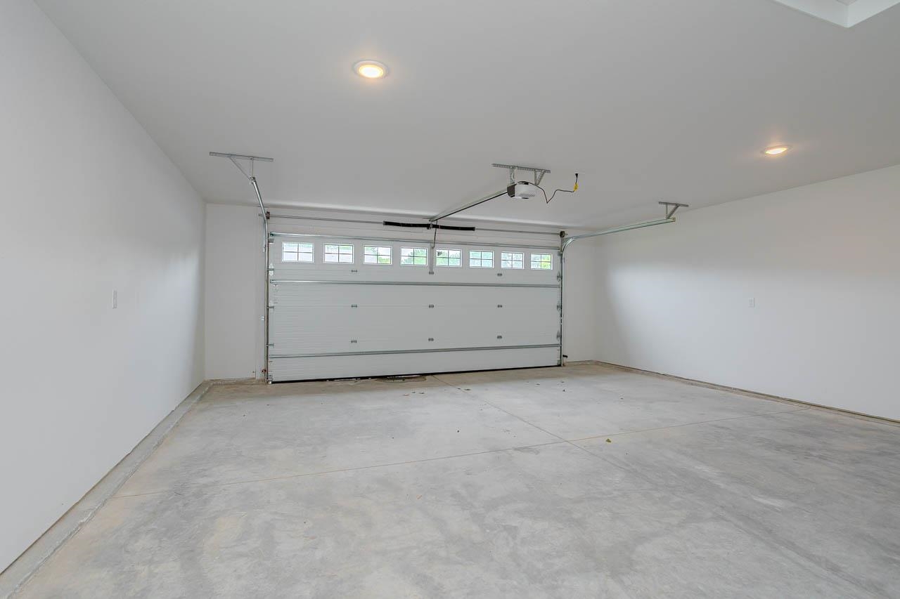 1400 Park Drive Property Photo 32