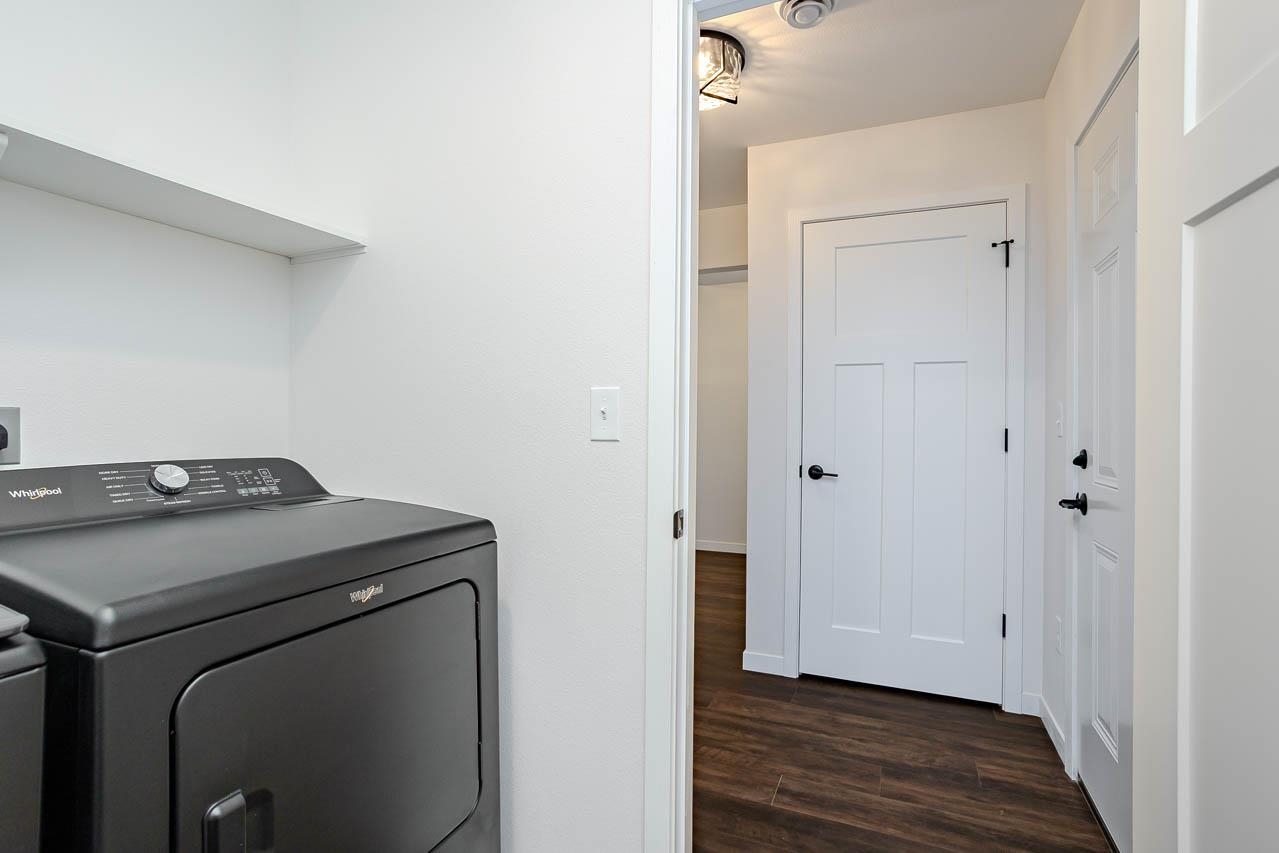 1398 Park Drive Property Photo 6