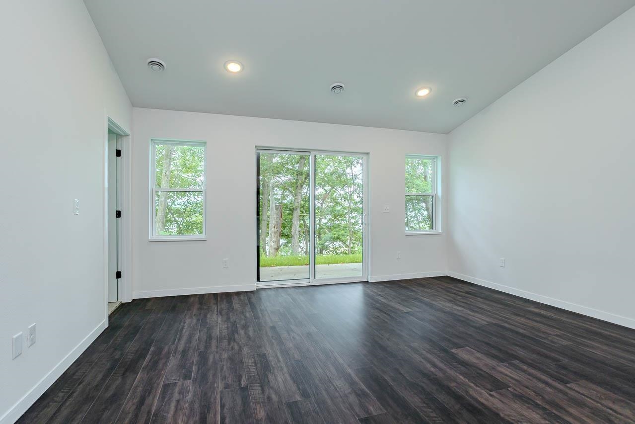 1398 Park Drive Property Photo 13