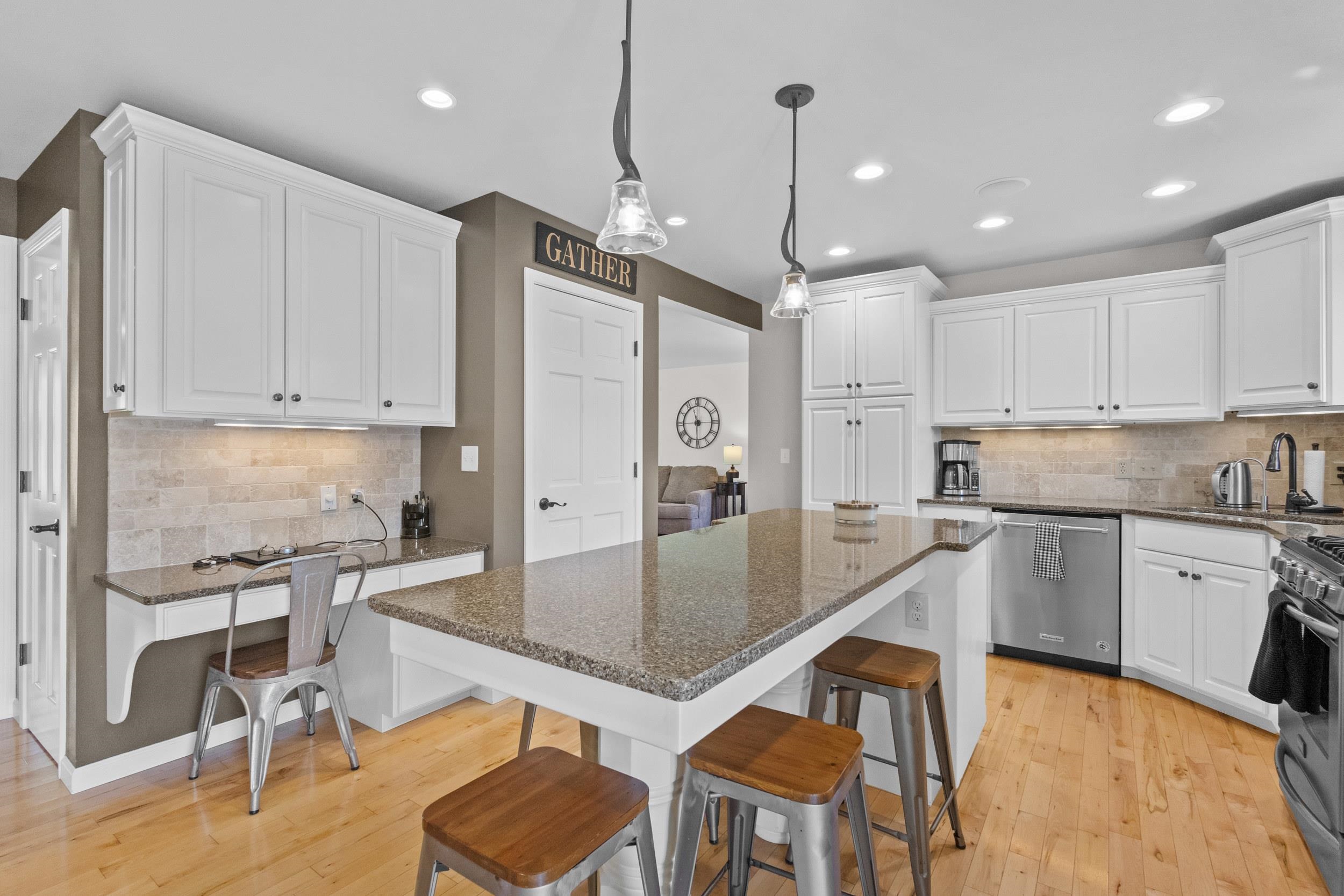 7691 Merryland Drive Property Photo 12