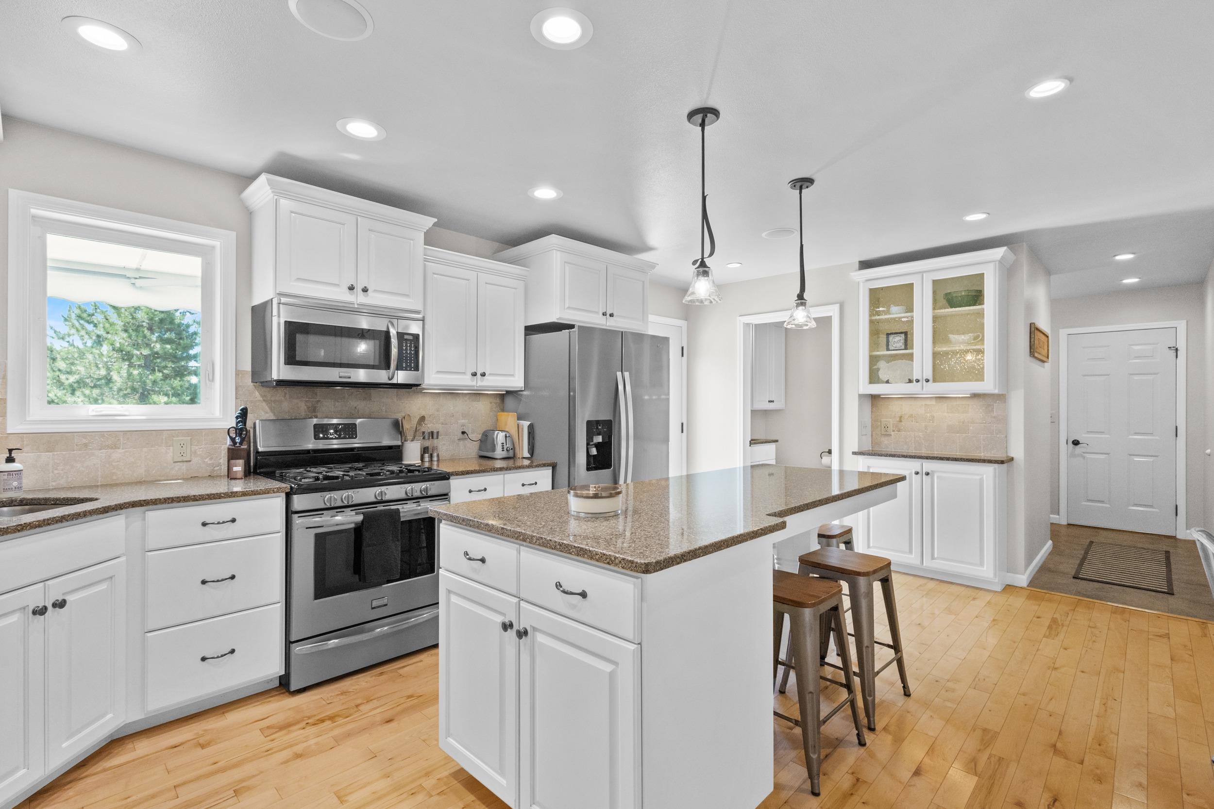 7691 Merryland Drive Property Photo 13