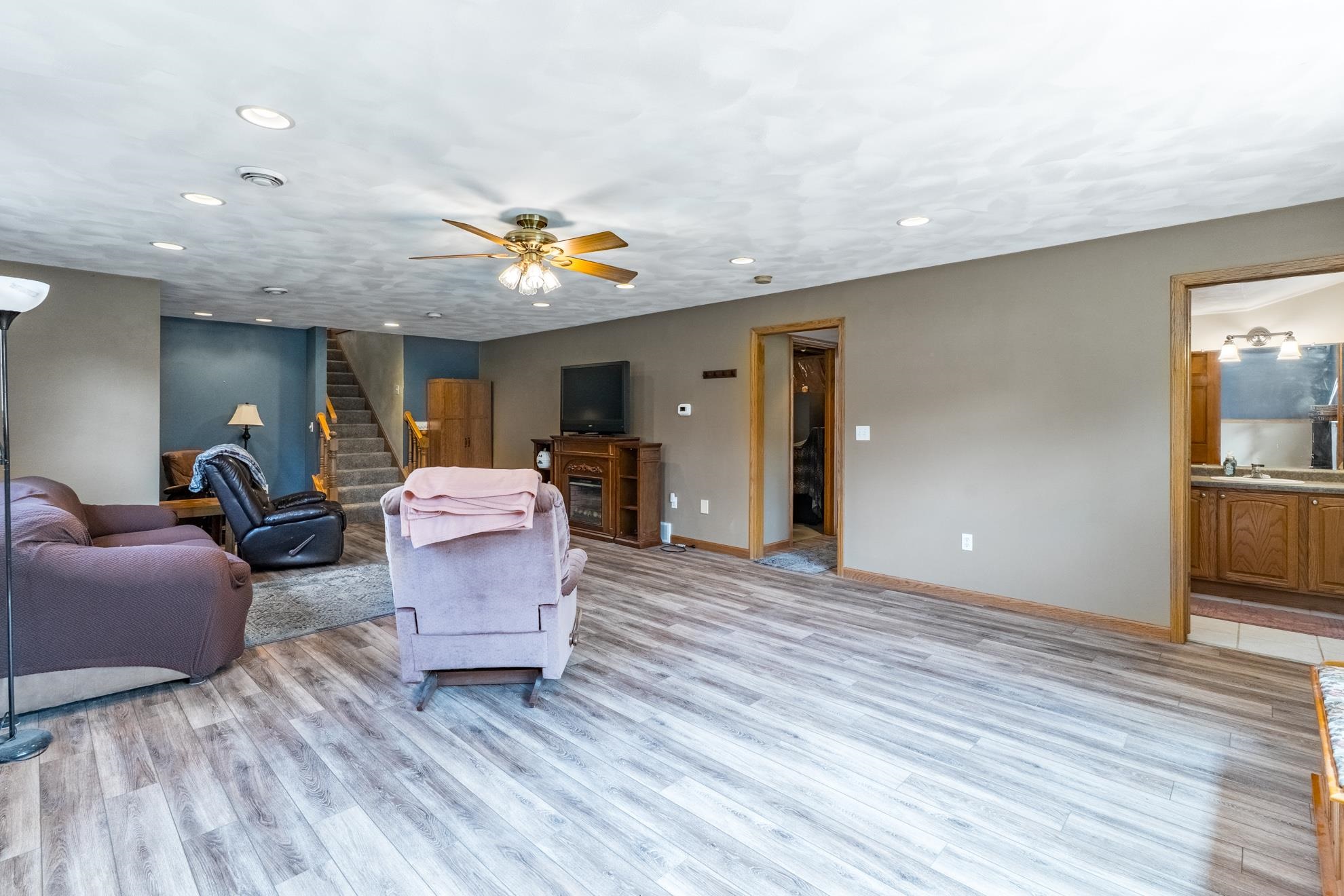 1430 Sumner Street Property Photo 39