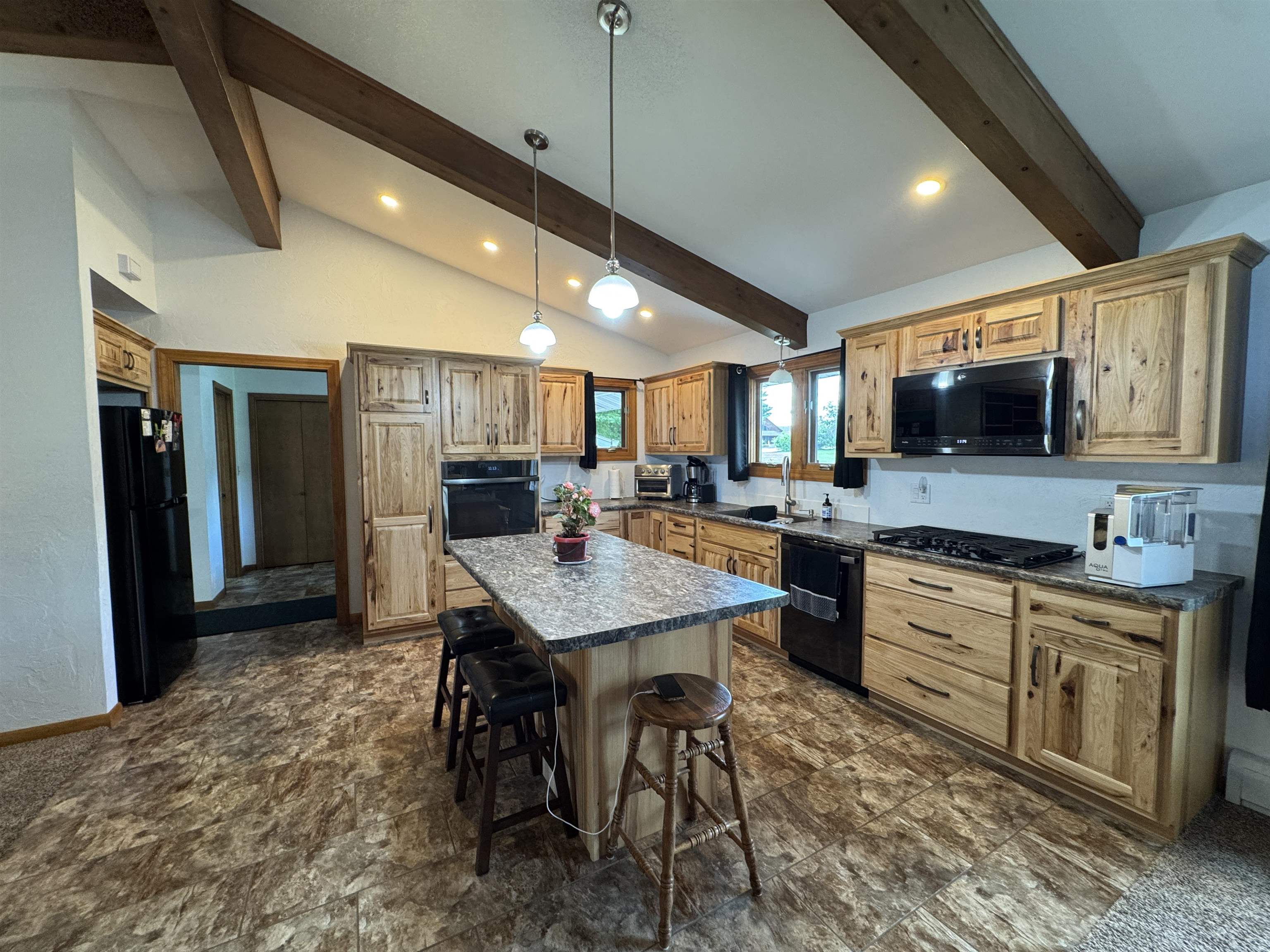 606 State Highway 86 Property Photo 12