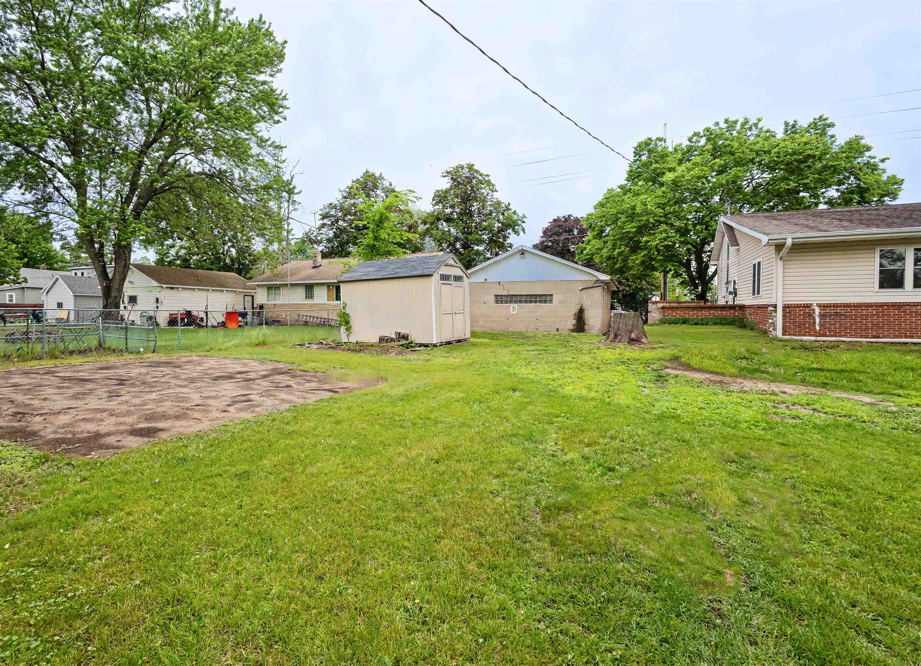 1700 Chestnut Street Property Photo 6