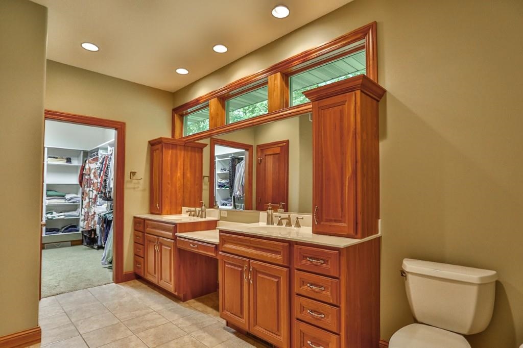4049 Crestwood Drive Property Photo 33