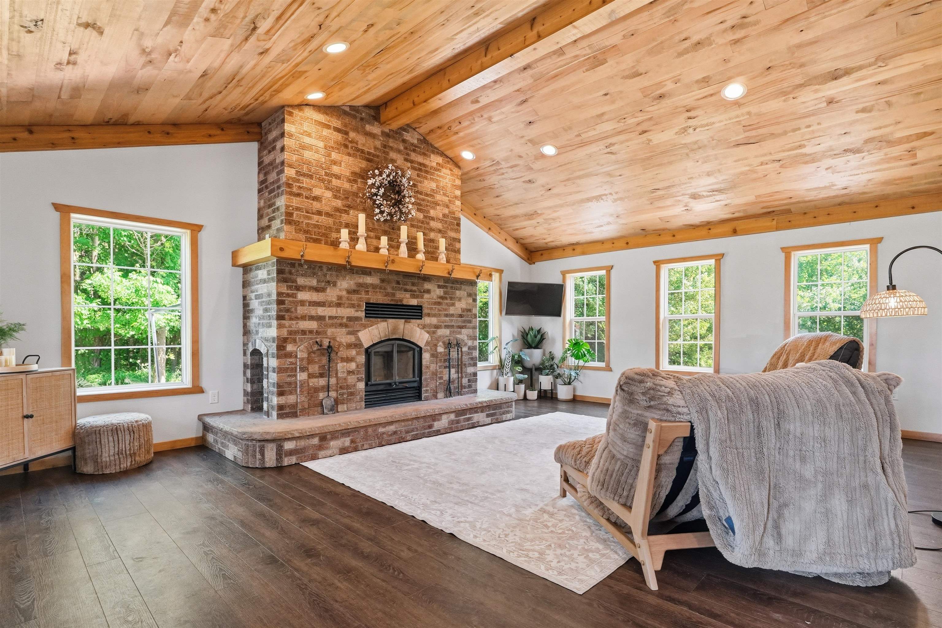 W1364 State Highway 64 Property Photo 6