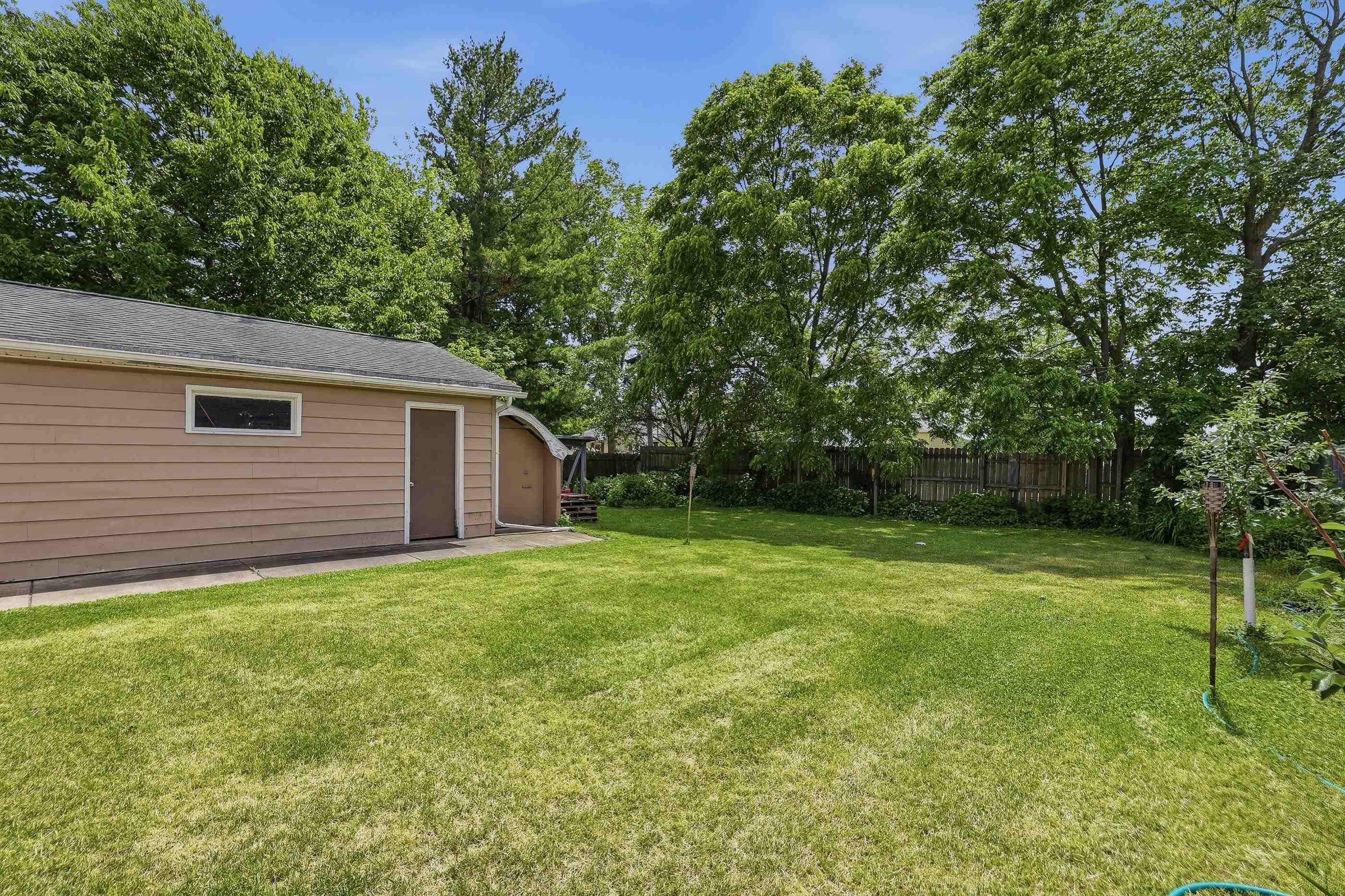 1932 Prairie Street Property Photo 32