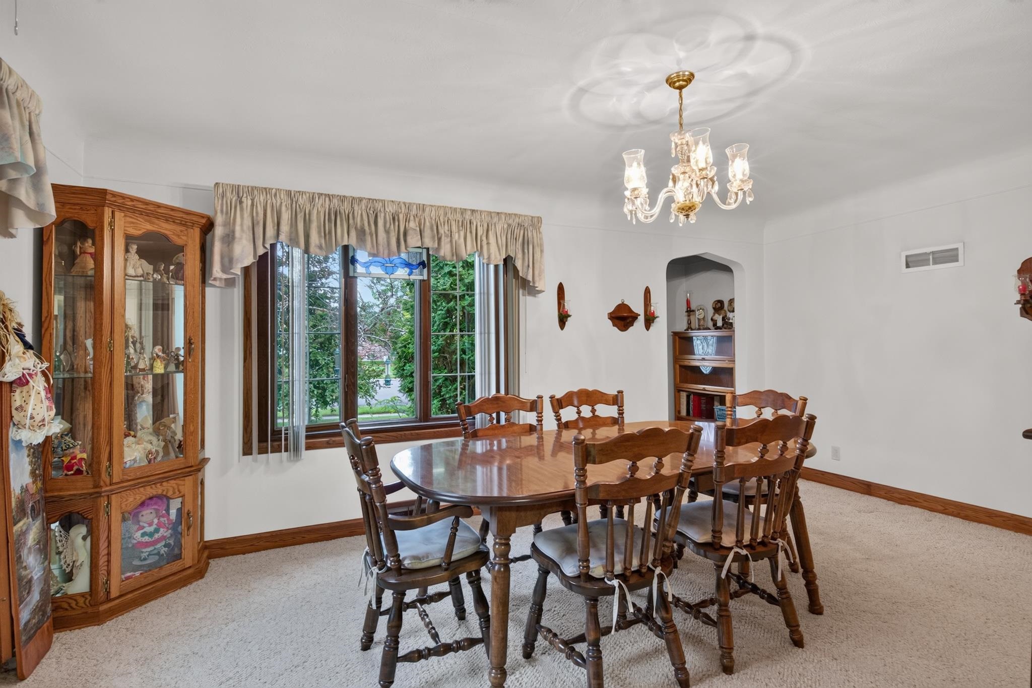 6925 Grotto Avenue Property Photo 5