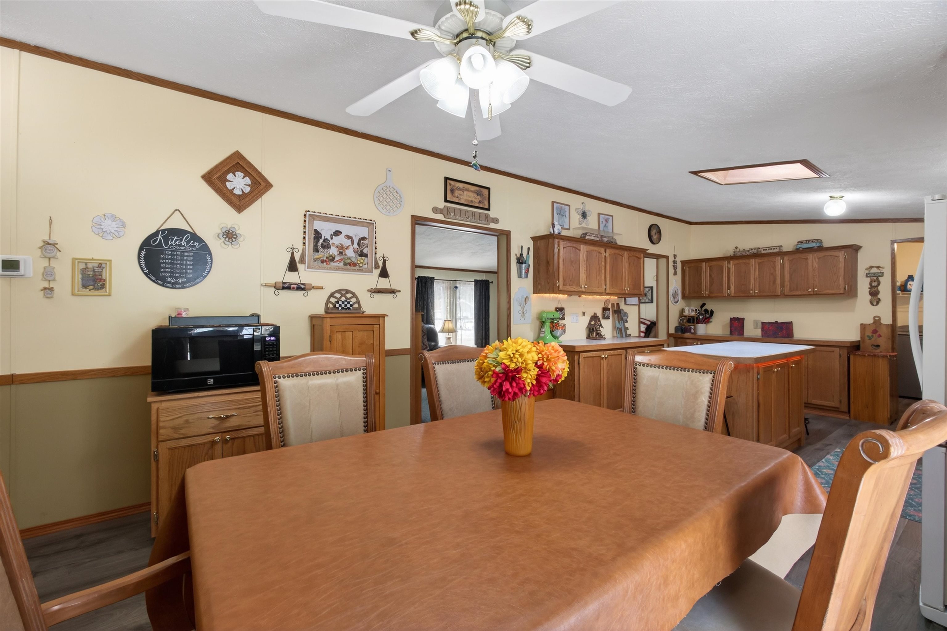 2116 Maple Street Property Photo 11