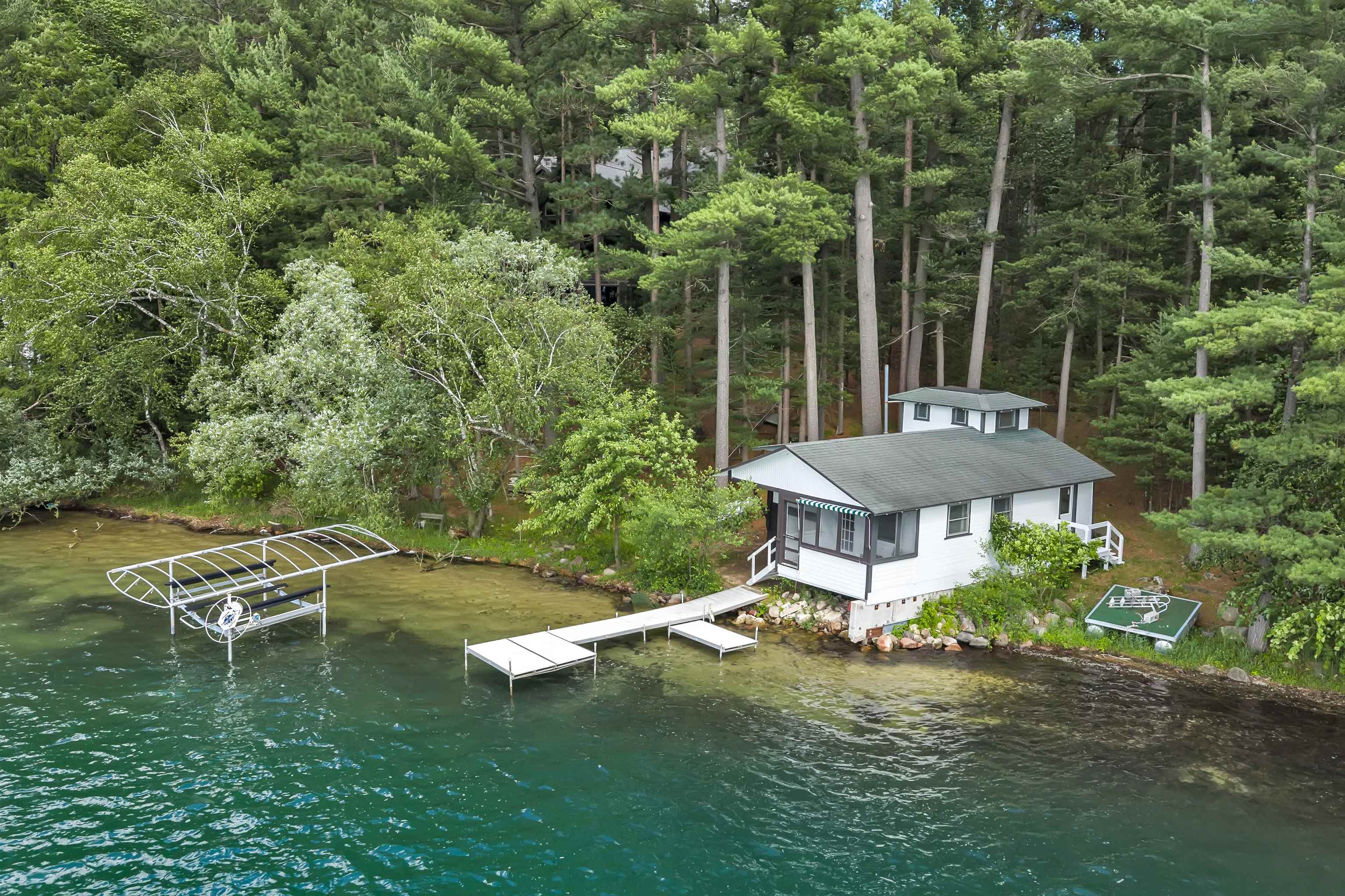 N2950 White Pine Lane Property Photo 6