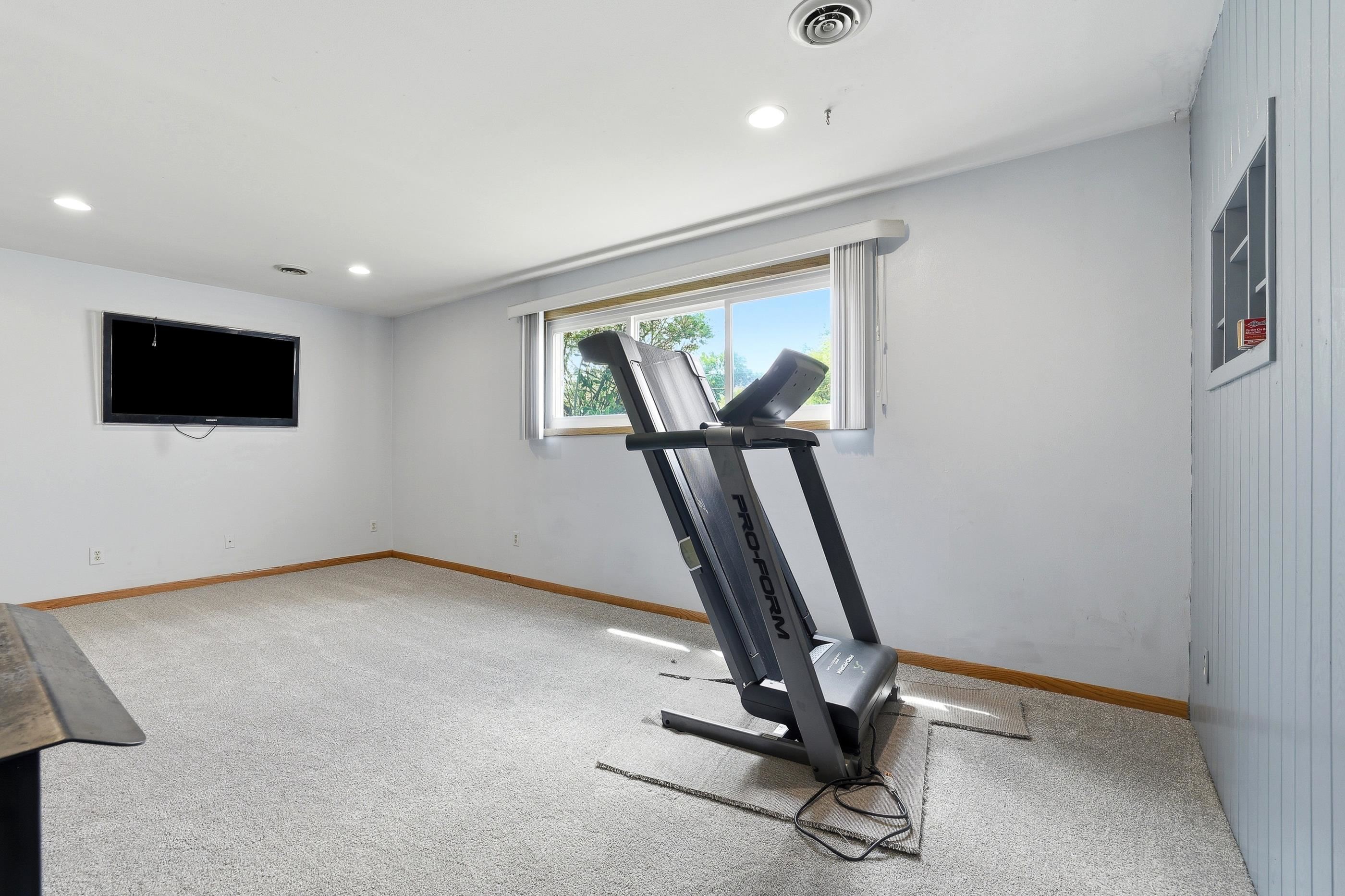 308 Ann Drive Property Photo 39