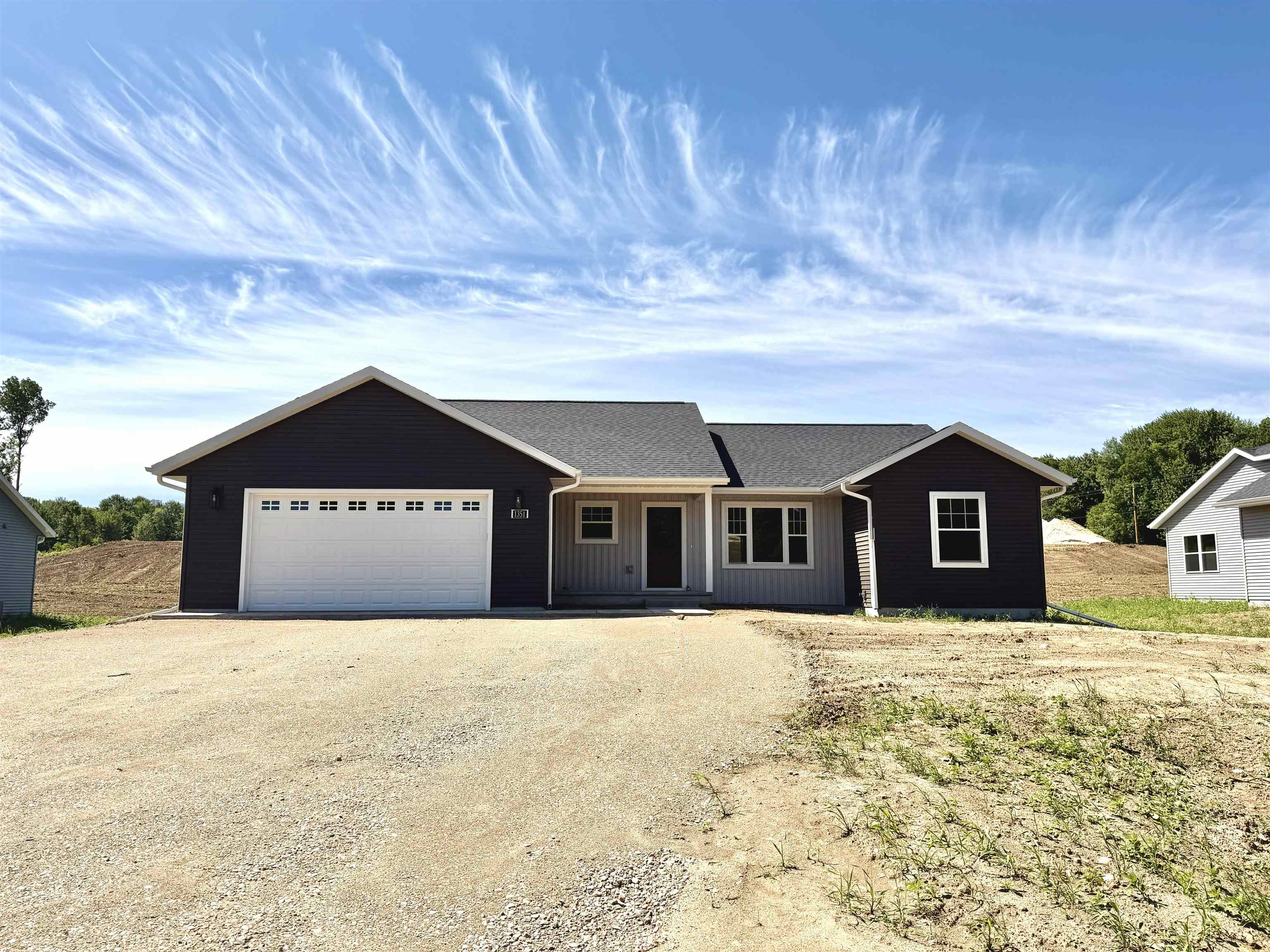 1351 Knapp Street Property Photo 44