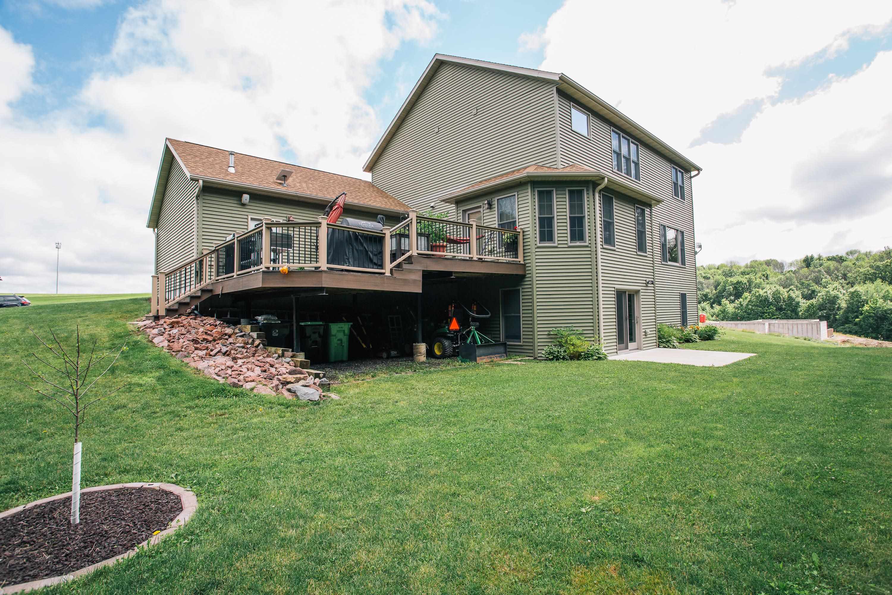 1022 Sand Lane Property Photo 5