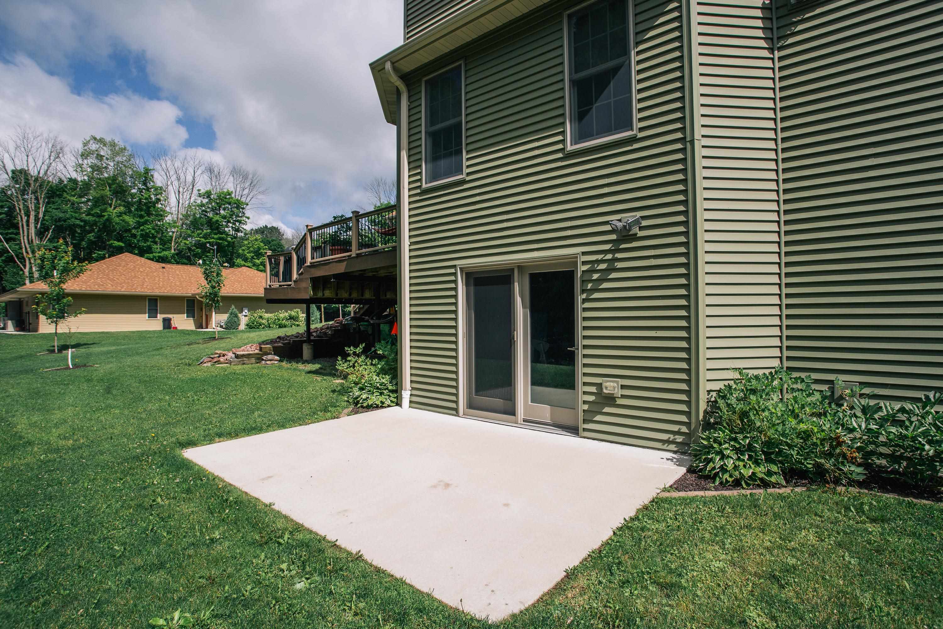 1022 Sand Lane Property Photo 8