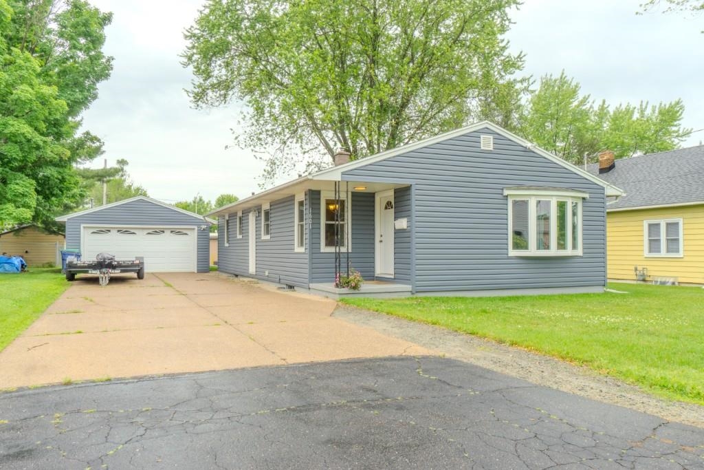 1601 Sheridan Road Property Photo 2