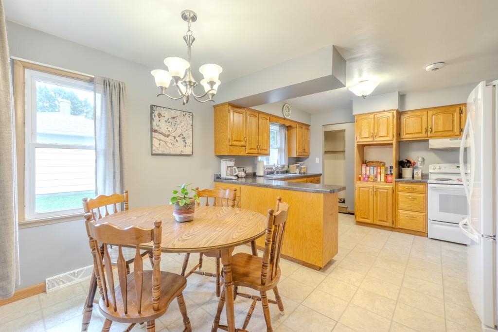 1601 Sheridan Road Property Photo 10