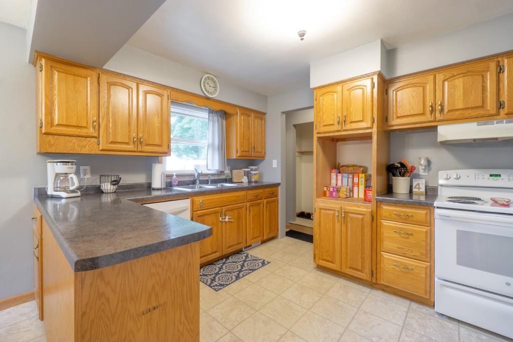 1601 Sheridan Road Property Photo 13