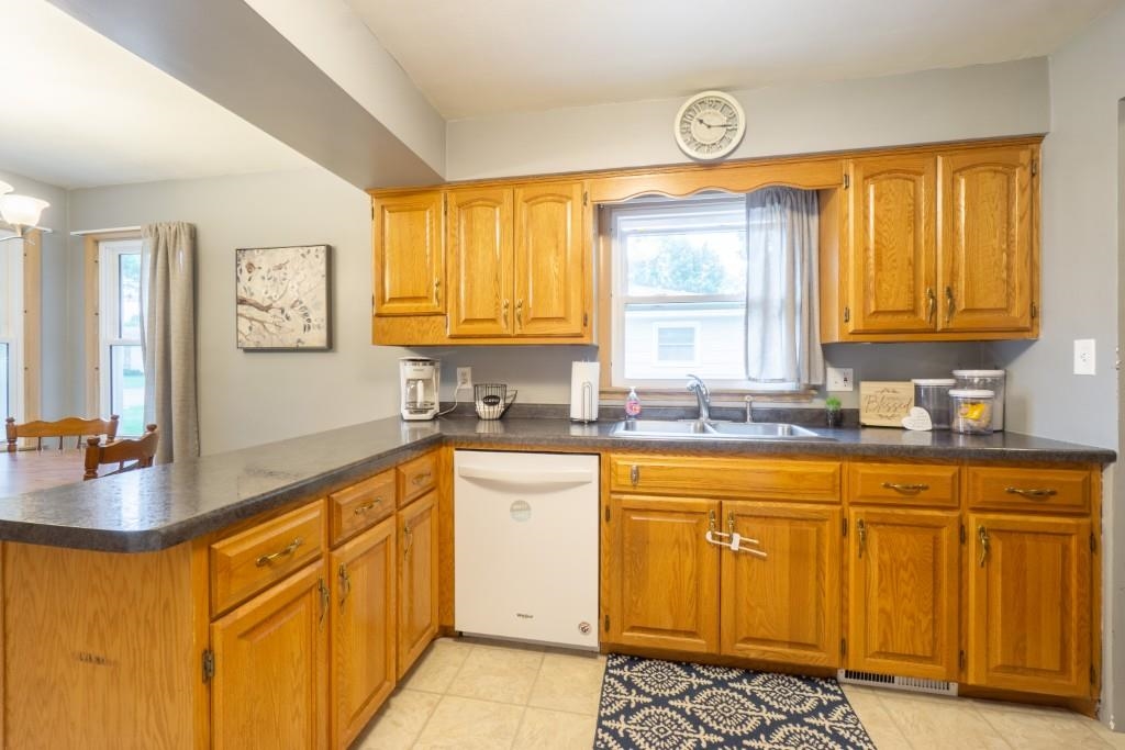 1601 Sheridan Road Property Photo 14