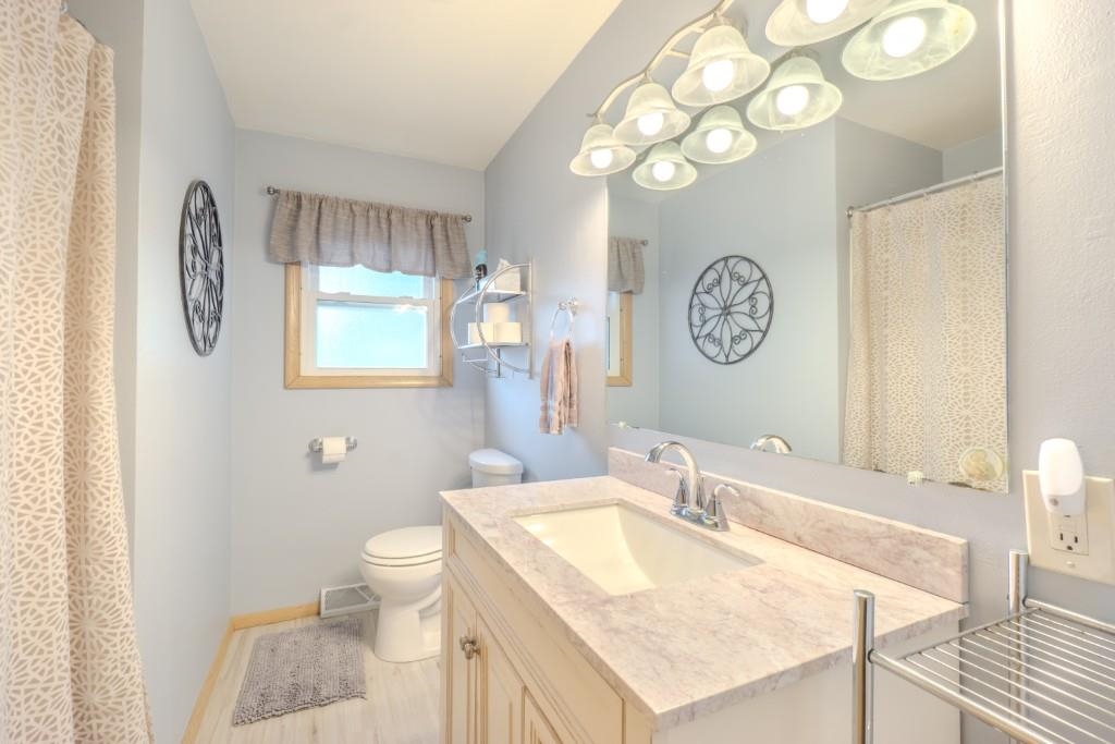 1601 Sheridan Road Property Photo 32