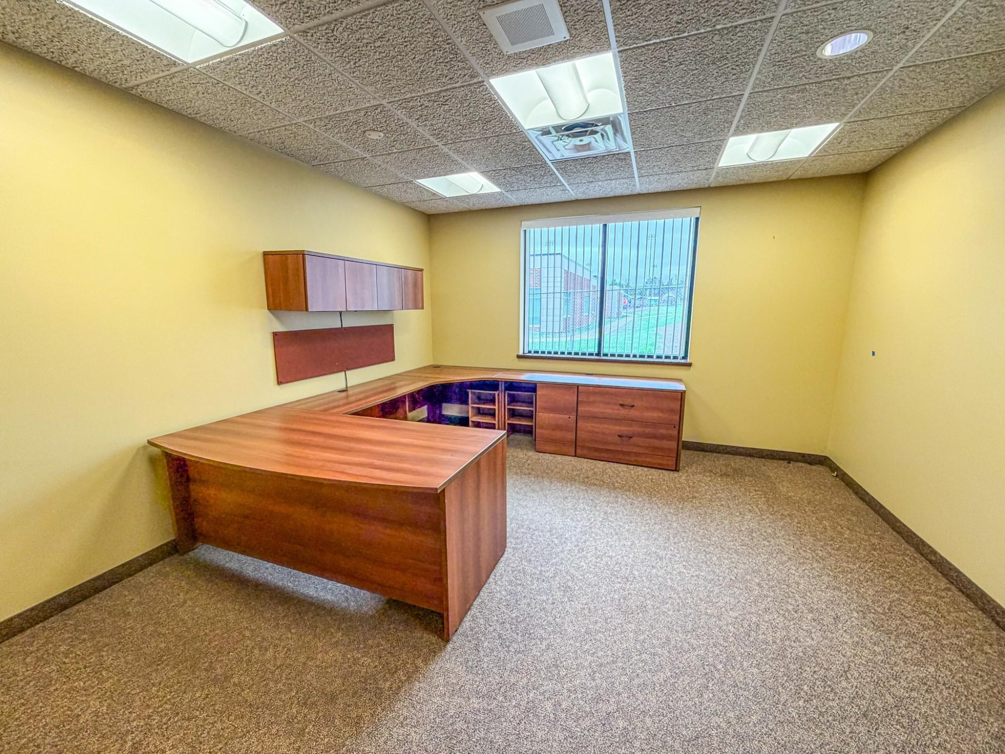 1125 Town Street Property Photo 37