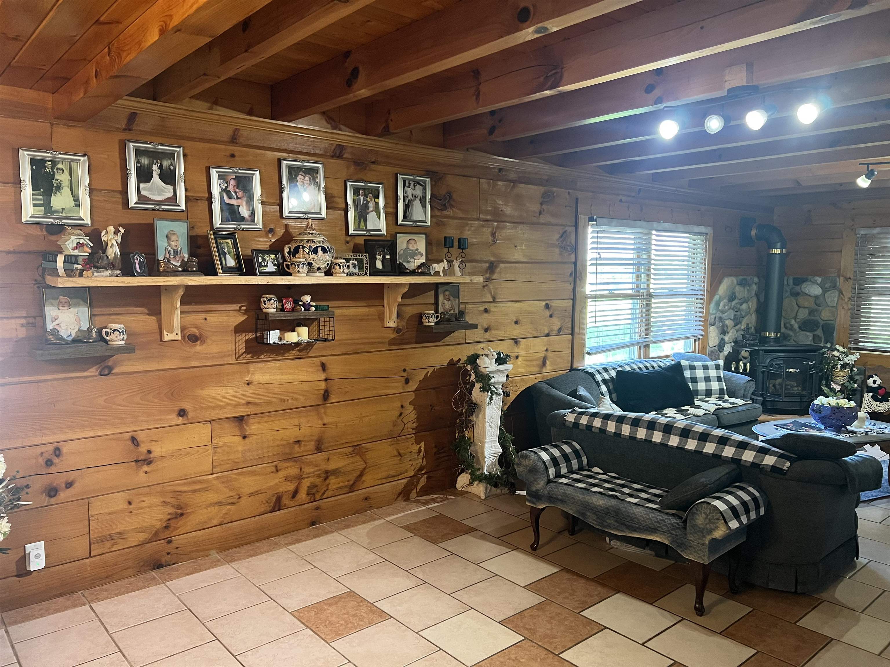 130403 County Road C Property Photo 10
